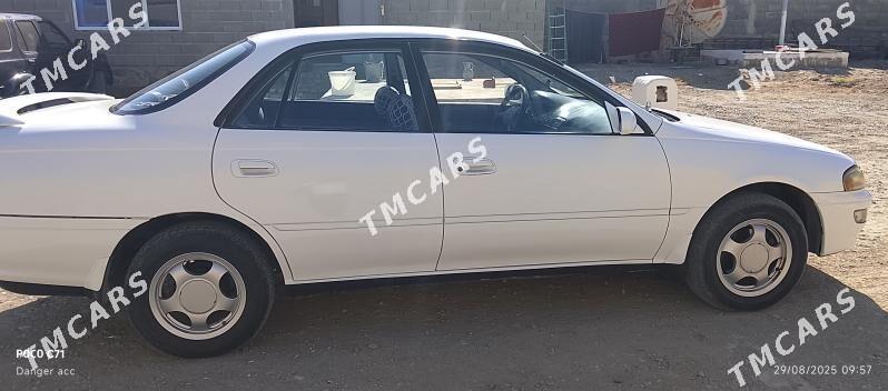 Toyota Carina 1994 - 50 000 TMT - Bereket - img 4