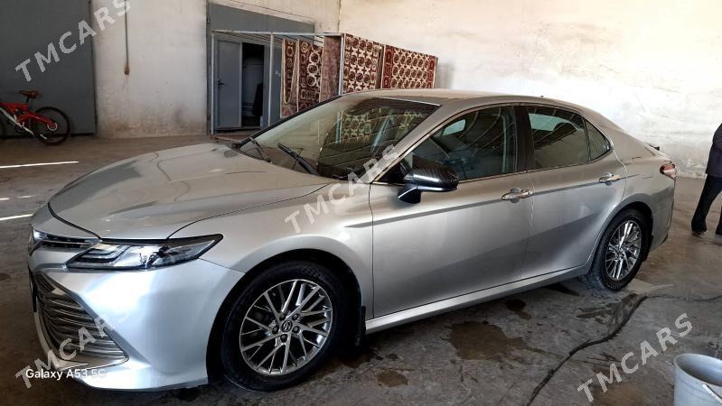 Toyota Camry 2018 - 295 000 TMT - Dänew - img 2