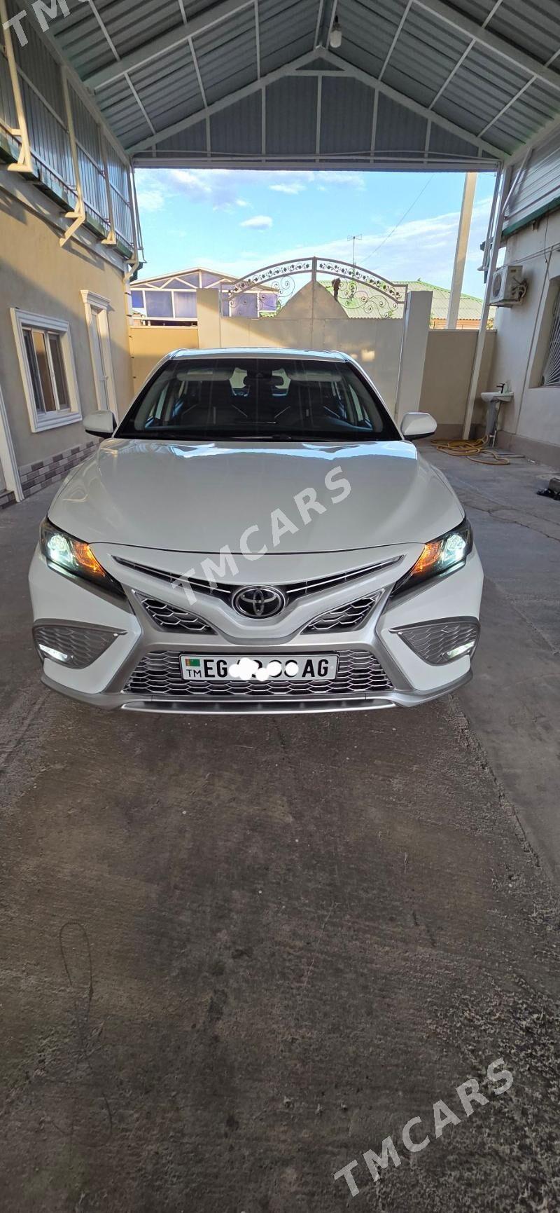 Toyota Camry 2021 - 335 000 TMT - Aşgabat - img 3