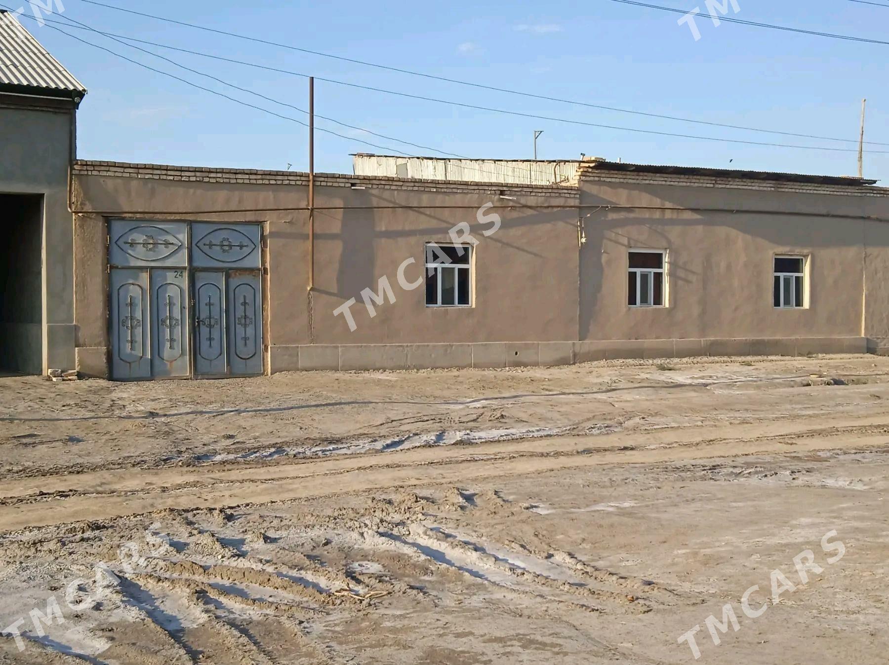 koneurgenc PMK G.Nepesow 24 - Кёнеургенч - img 2