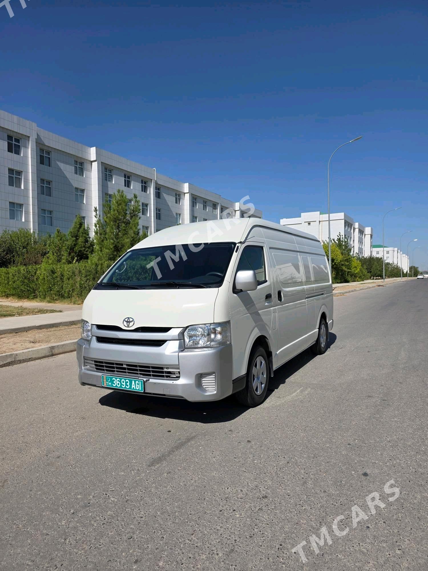 Toyota Hiace 2023 - 480 000 TMT - Gurtly - img 2