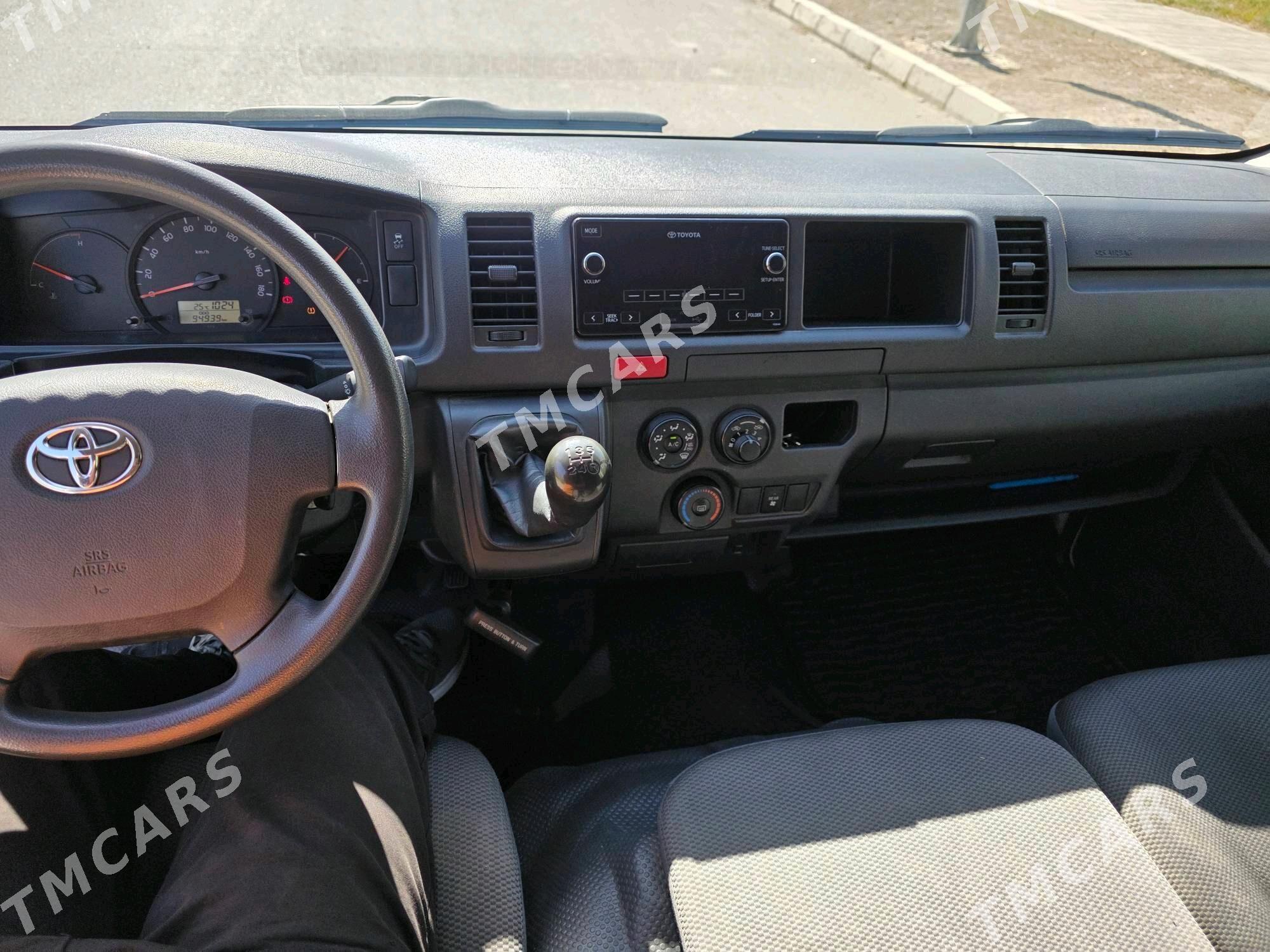 Toyota Hiace 2023 - 480 000 TMT - Gurtly - img 8