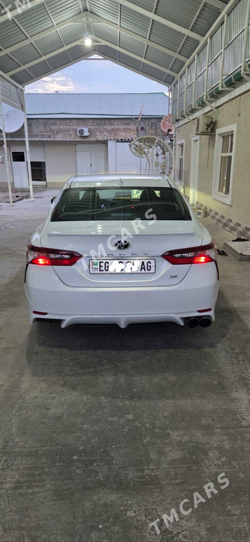 Toyota Camry 2021 - 335 000 TMT - Aşgabat - img 4