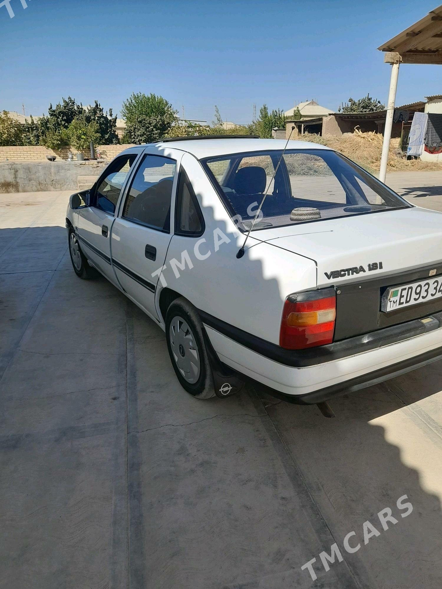 Opel Vectra 1992 - 34 000 TMT - Mary - img 6