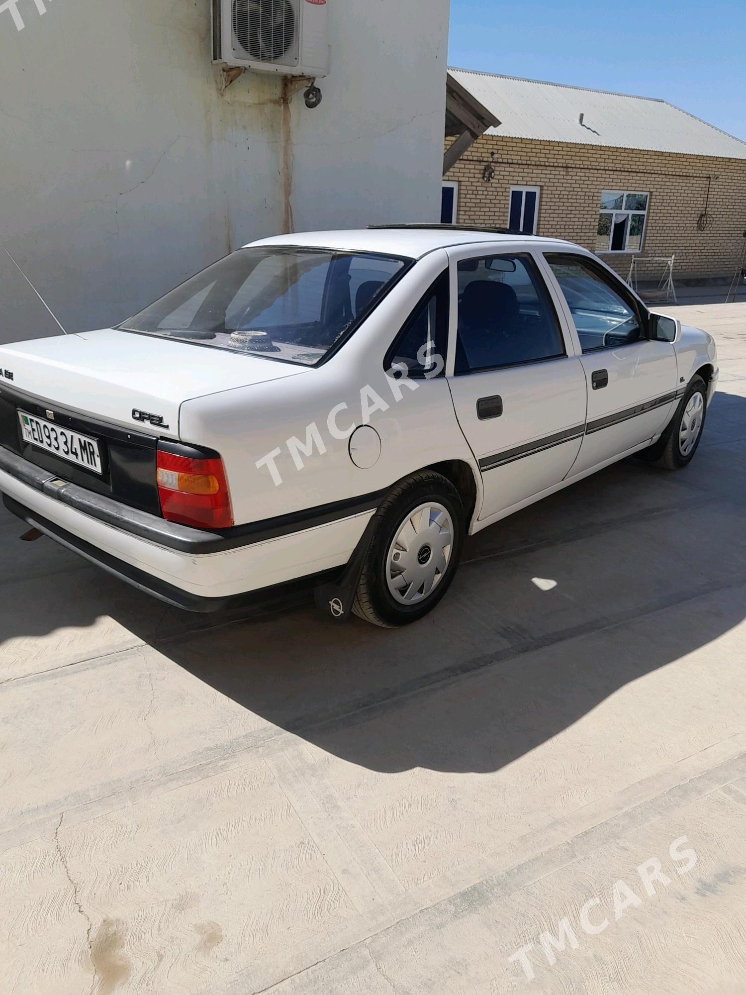 Opel Vectra 1992 - 34 000 TMT - Mary - img 7