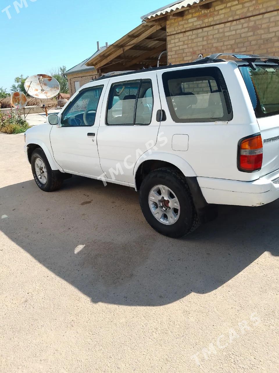 Nissan Pathfinder 1995 - 67 000 TMT - Ашхабад - img 4