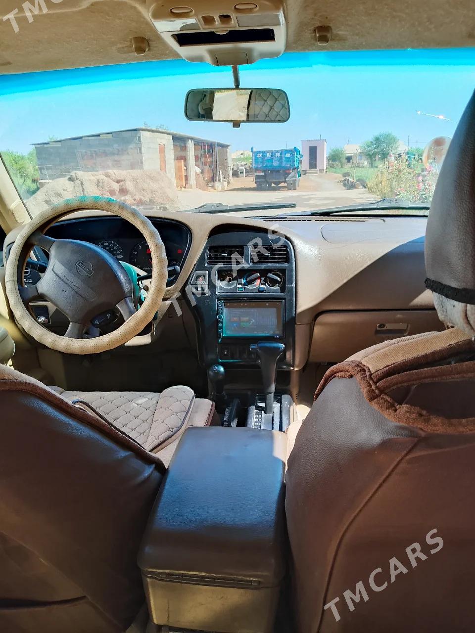 Nissan Pathfinder 1995 - 67 000 TMT - Ашхабад - img 3