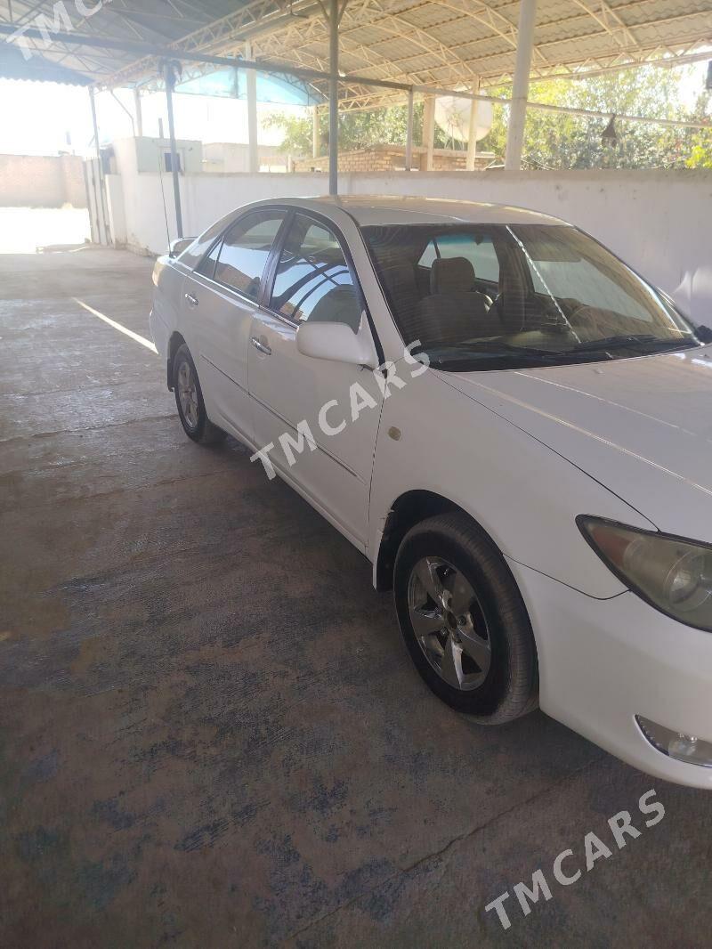 Toyota Camry 2004 - 135 000 TMT - Бабадайхан - img 2