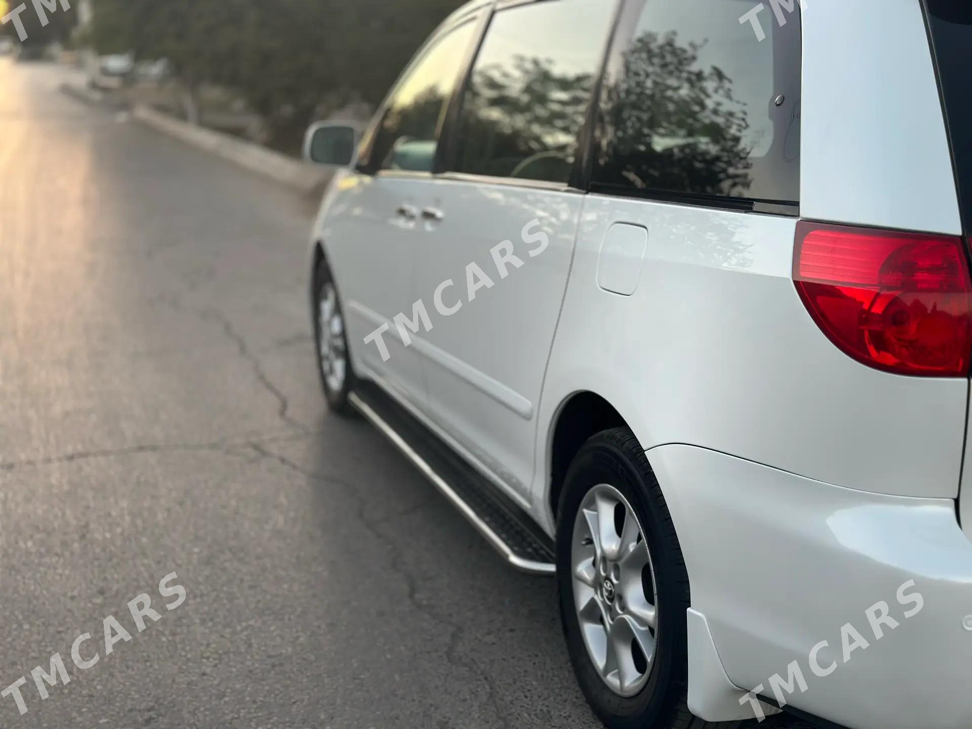 Toyota Sienna 2006 - 260 000 TMT - Туркменабат - img 3