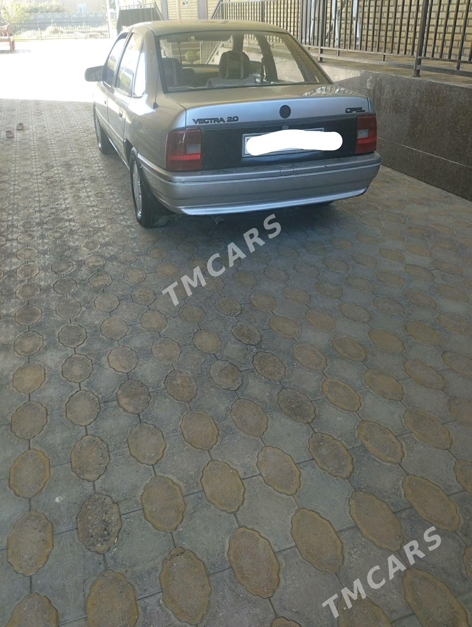 Opel Vectra 1990 - 29 000 TMT - Mary - img 2