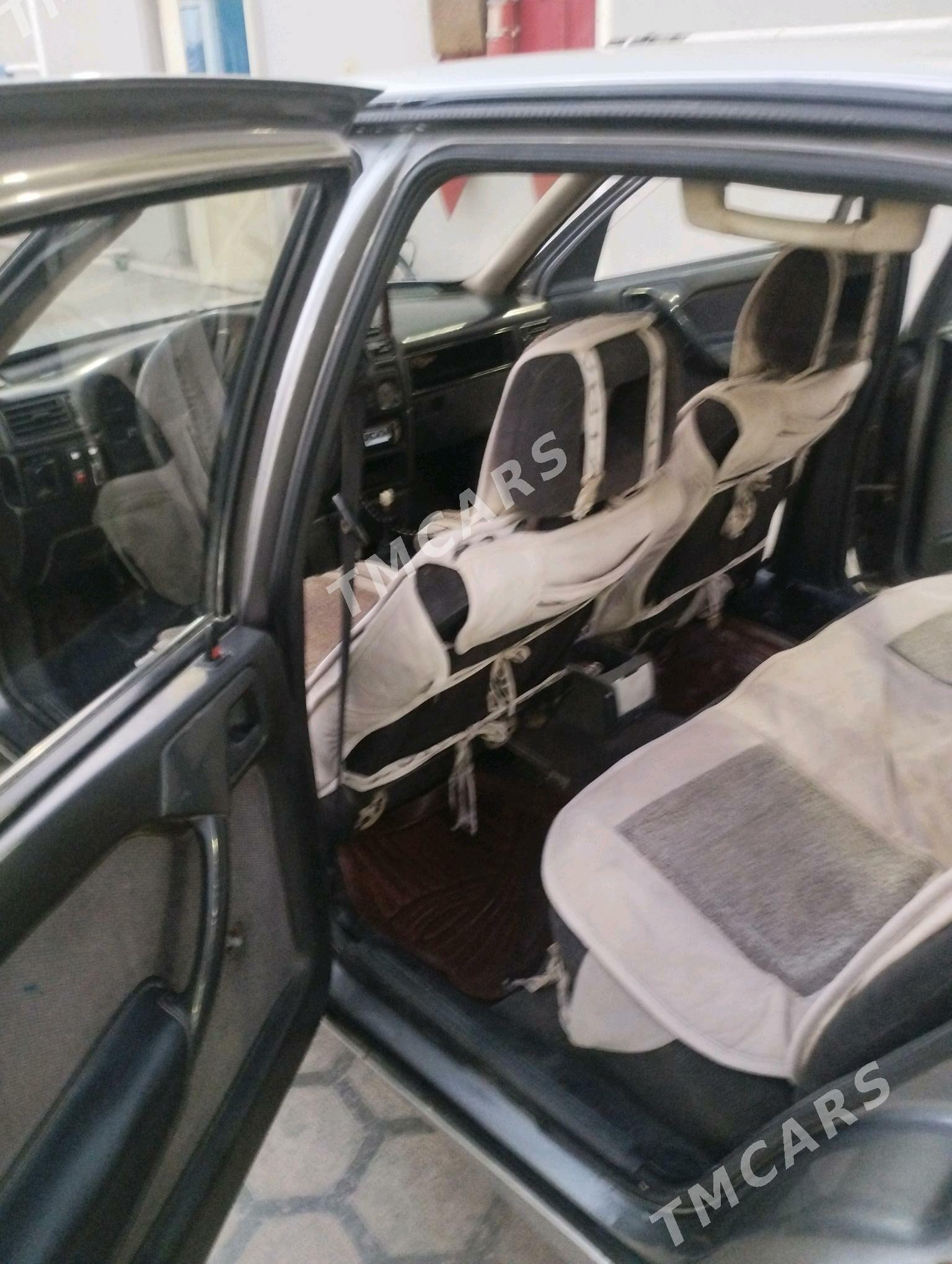 Opel Vectra 1990 - 29 000 TMT - Mary - img 4