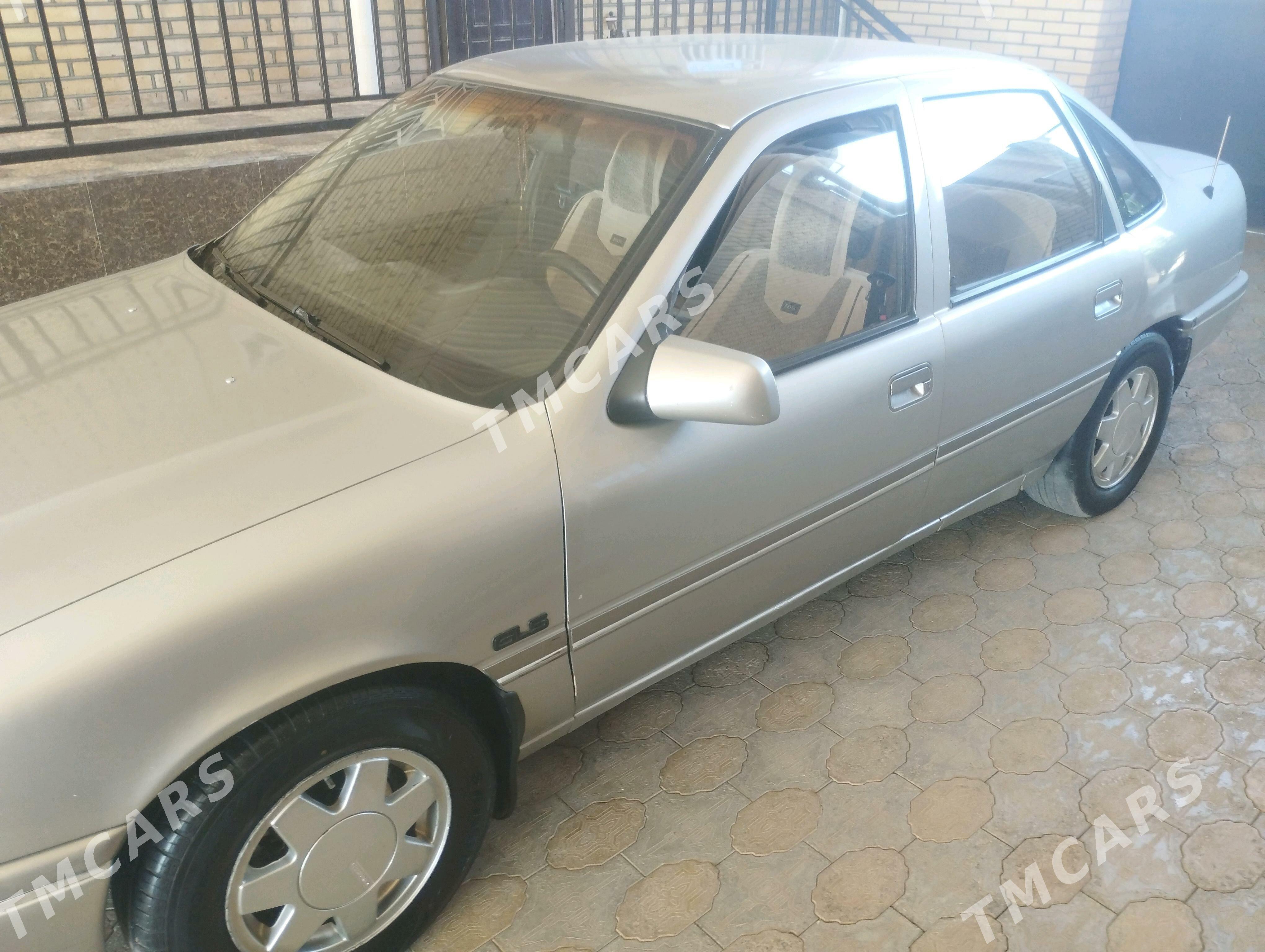 Opel Vectra 1990 - 29 000 TMT - Mary - img 5
