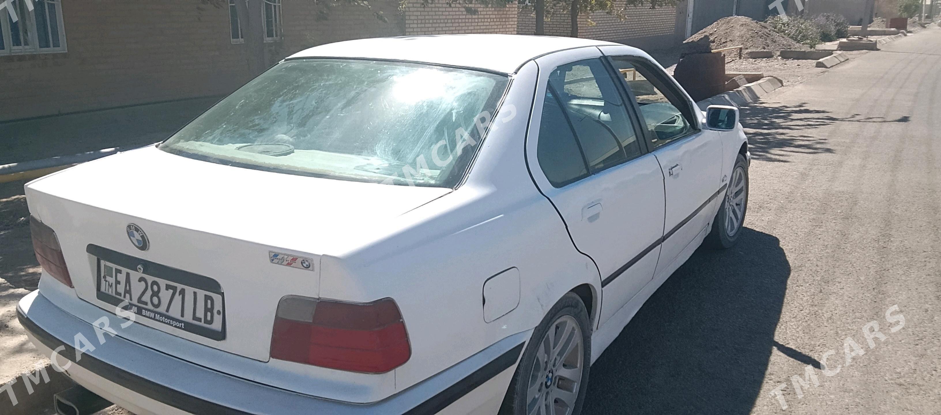 BMW 320 1993 - 35 000 TMT - Sarahs - img 3