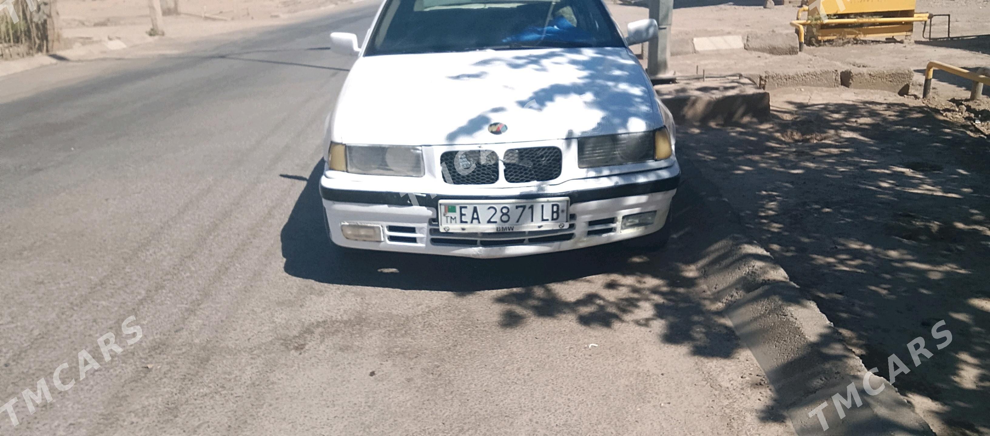 BMW 320 1993 - 35 000 TMT - Sarahs - img 4
