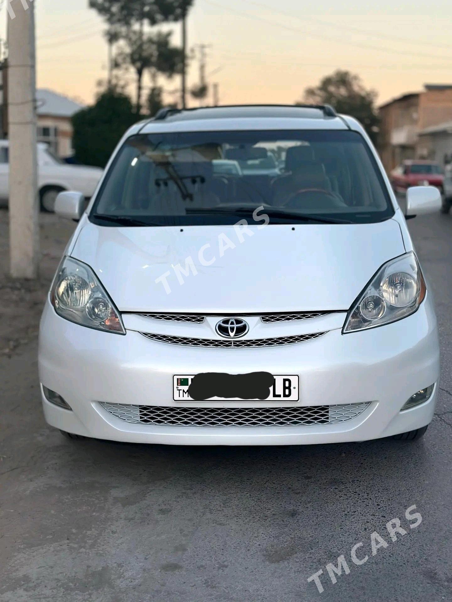 Toyota Sienna 2006 - 260 000 TMT - Туркменабат - img 6