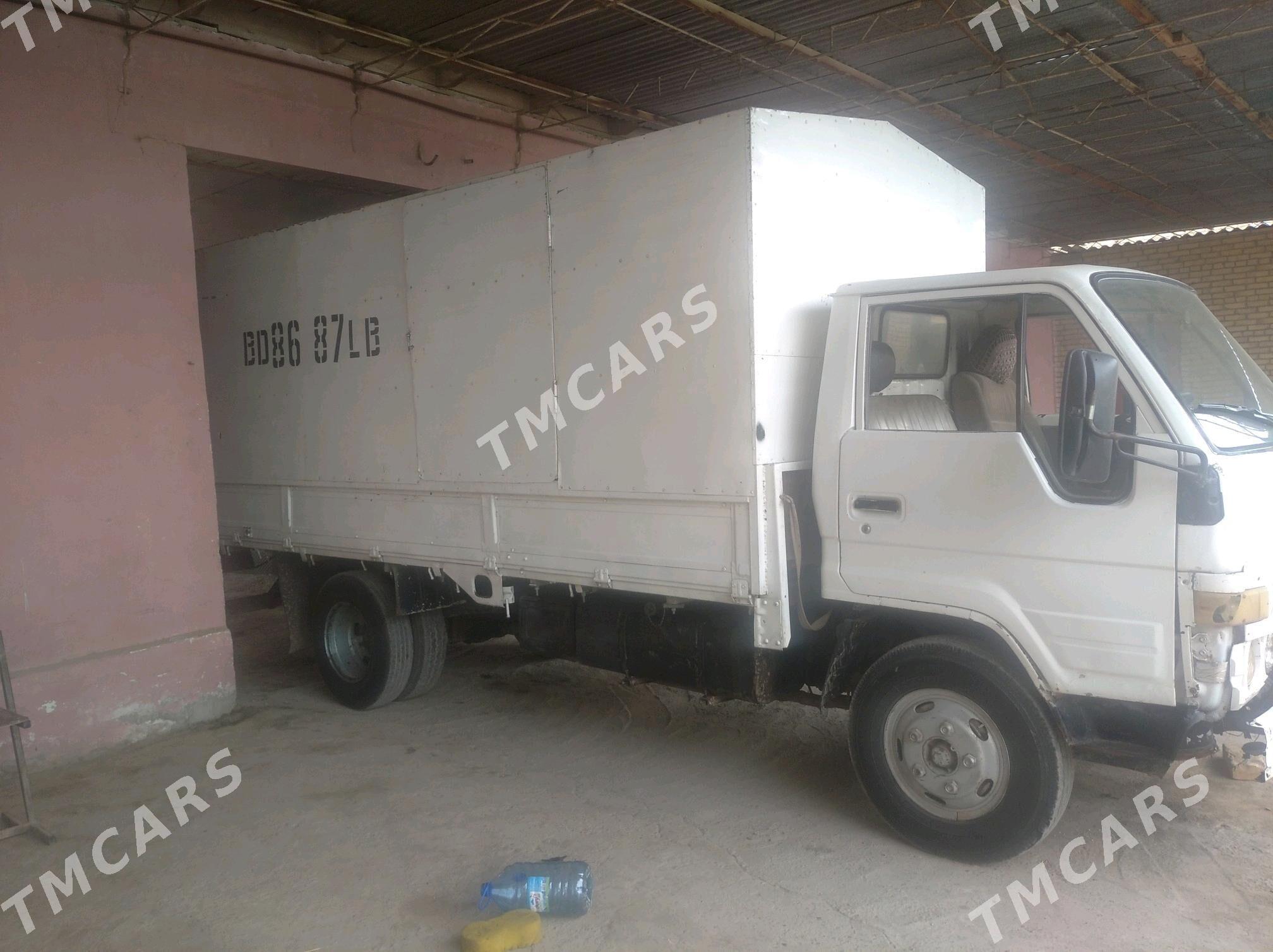 Toyota Dyna 1994 - 90 000 TMT - Чарджоу - img 3