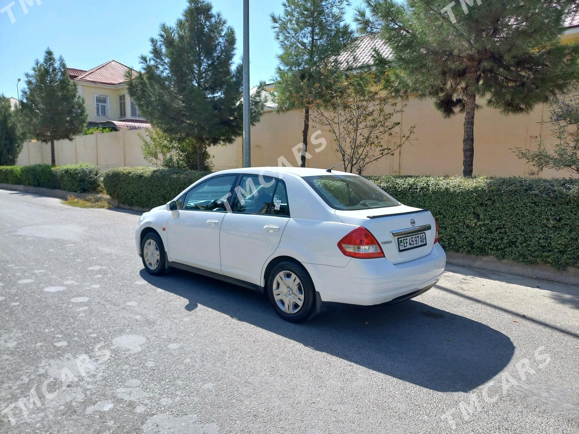 Nissan Versa 2010 - 133 000 TMT - Ашхабад - img 4