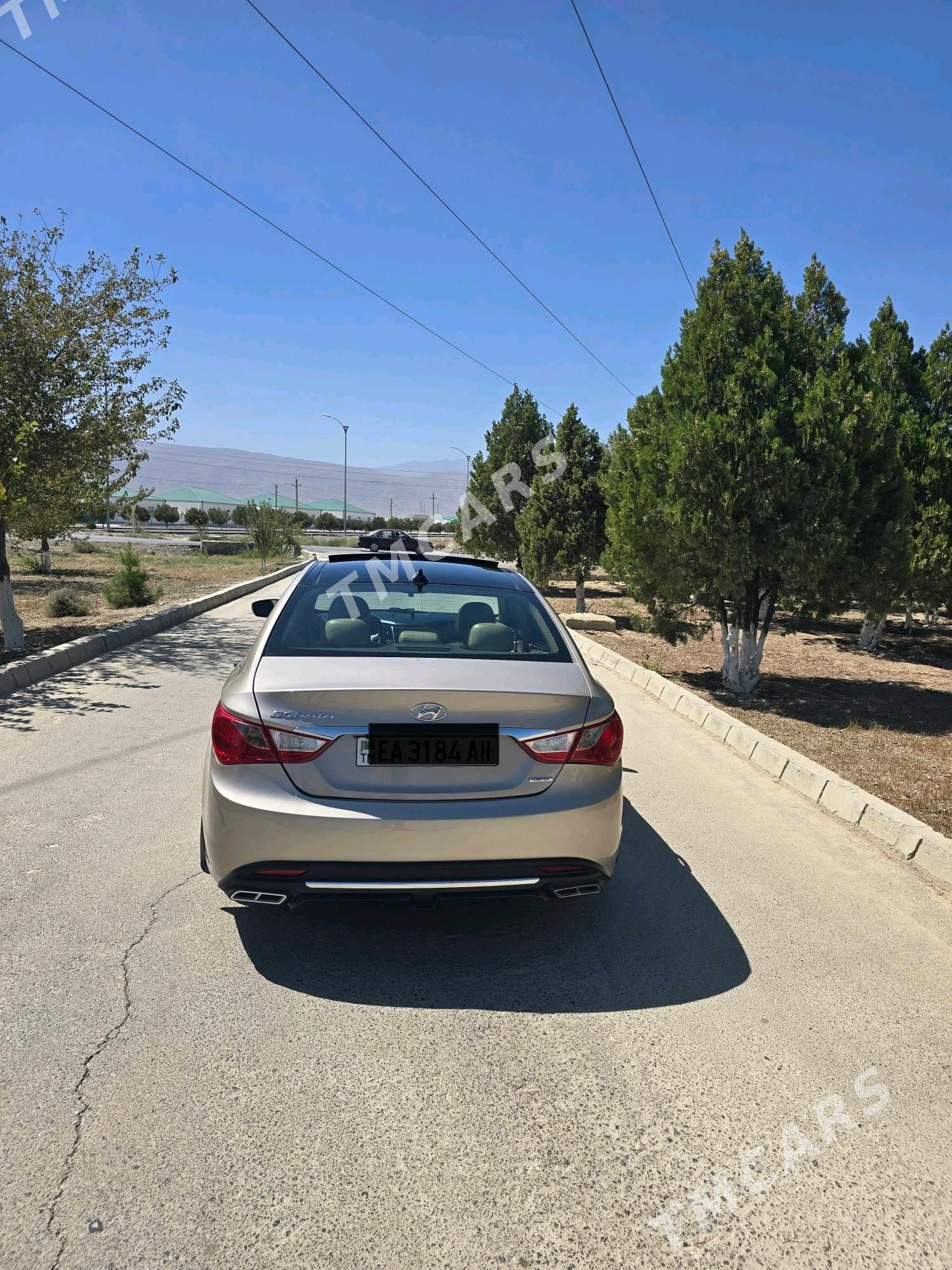 Hyundai Sonata 2011 - 160 000 TMT - Бахарден - img 4
