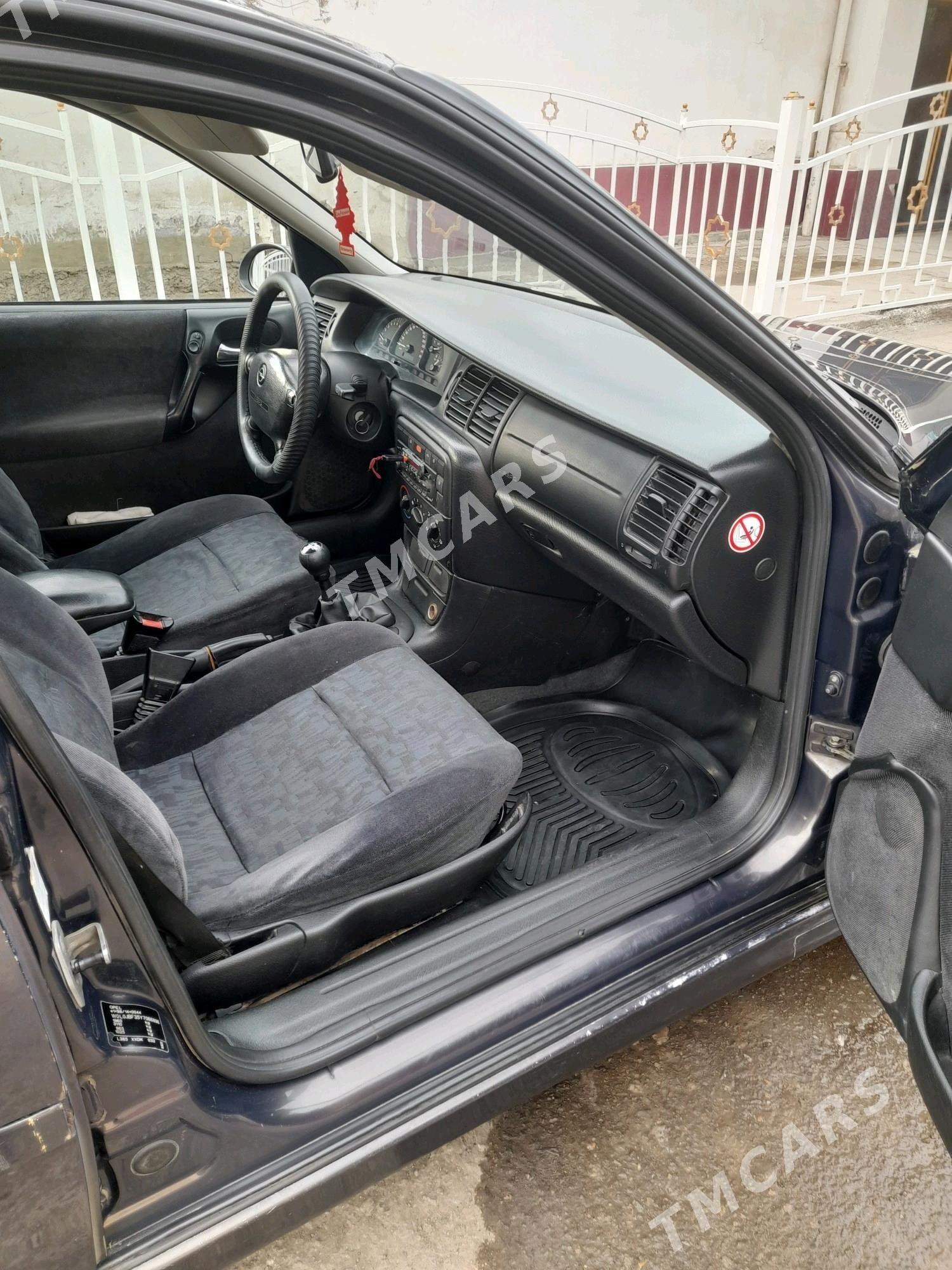 Opel Vectra 2000 - 60 000 TMT - Daşoguz - img 4