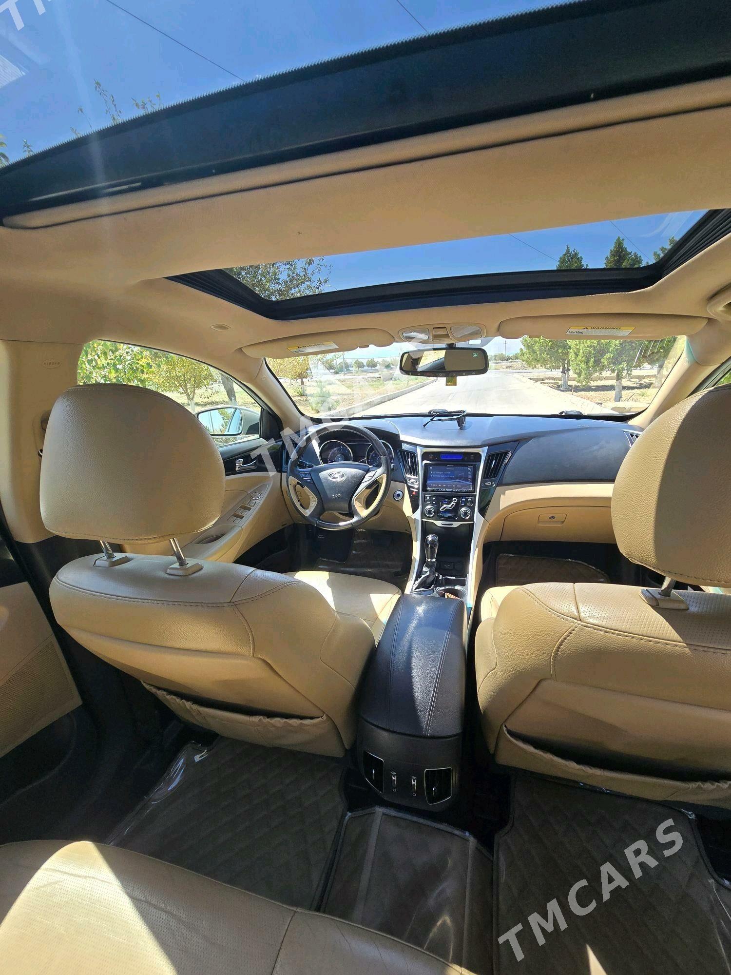 Hyundai Sonata 2011 - 160 000 TMT - Бахарден - img 6
