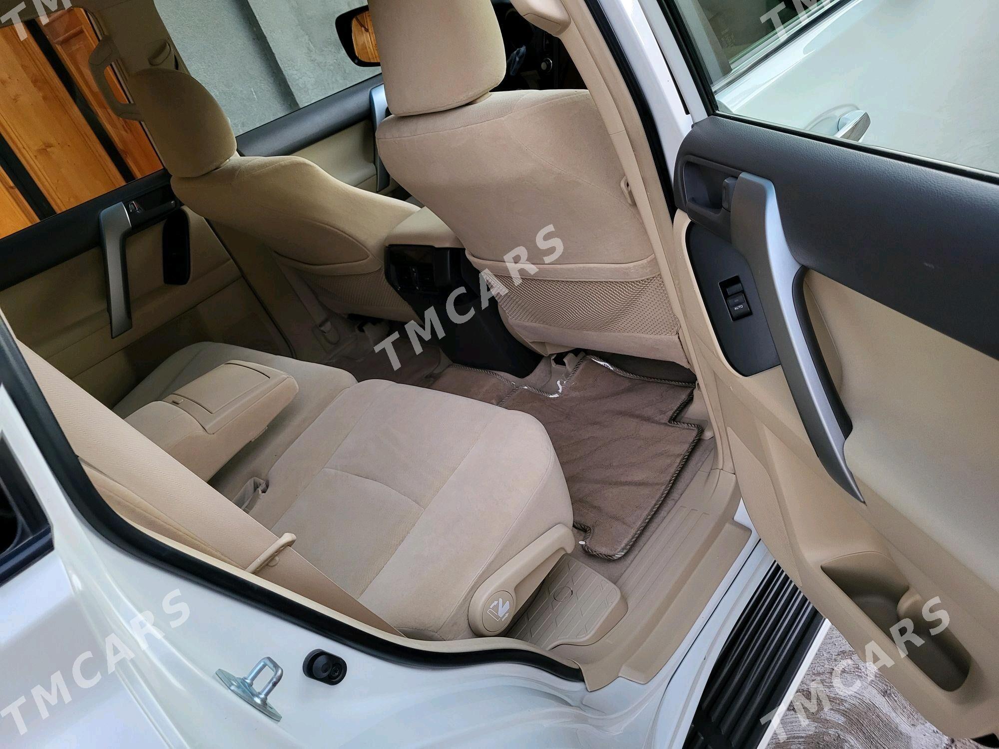 Toyota Land Cruiser Prado 2014 - 655 000 TMT - Туркменабат - img 9