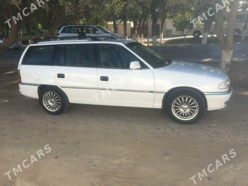 Opel Astra 1992 - 40 000 TMT - Ёлётен - img 6