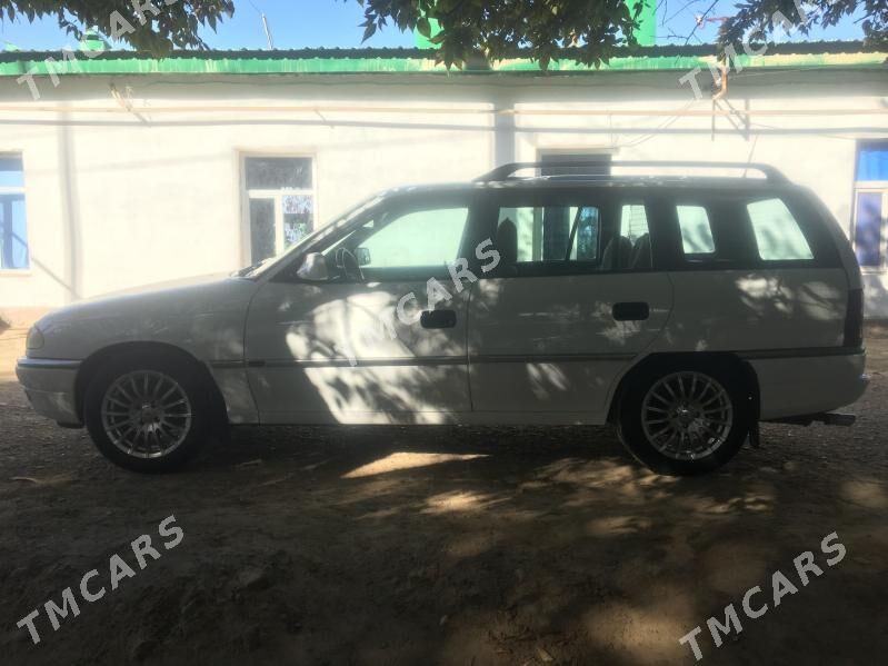 Opel Astra 1992 - 40 000 TMT - Ёлётен - img 7