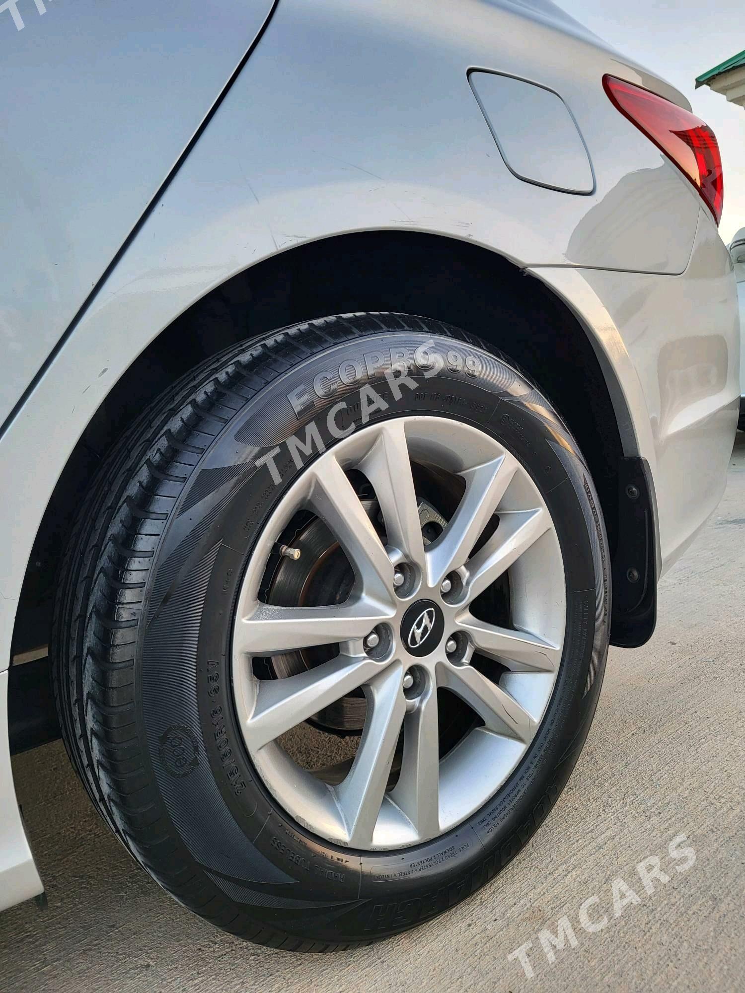 Hyundai Sonata 2010 - 165 000 TMT - Ашхабад - img 9