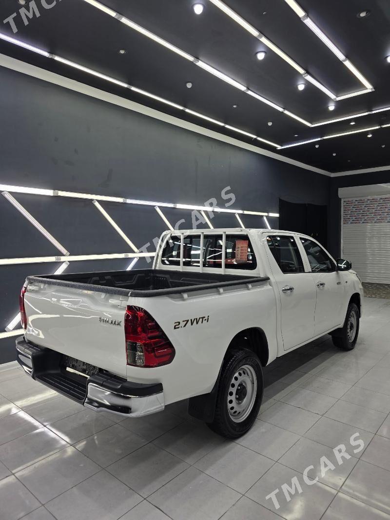 Toyota Hilux 2020 - 460 000 TMT - Ашхабад - img 3