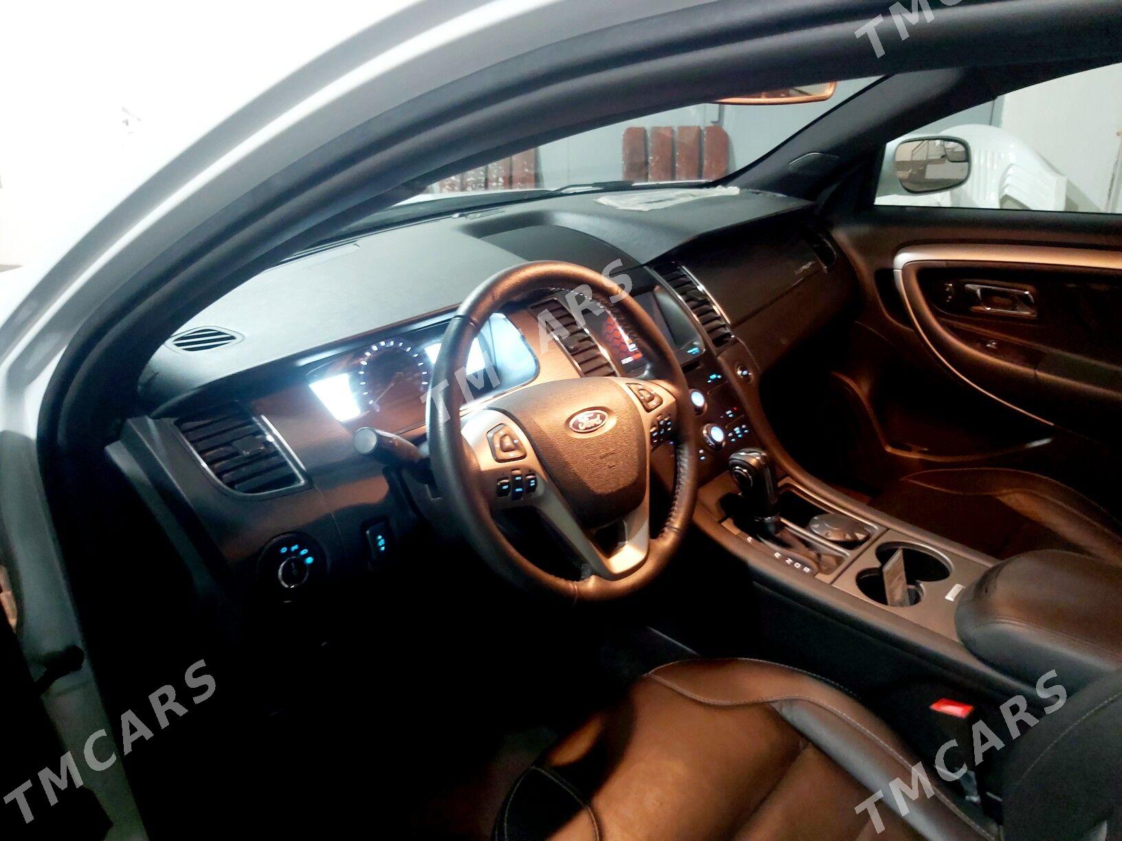 Ford Taurus 2018 - 280 000 TMT - Aşgabat - img 4