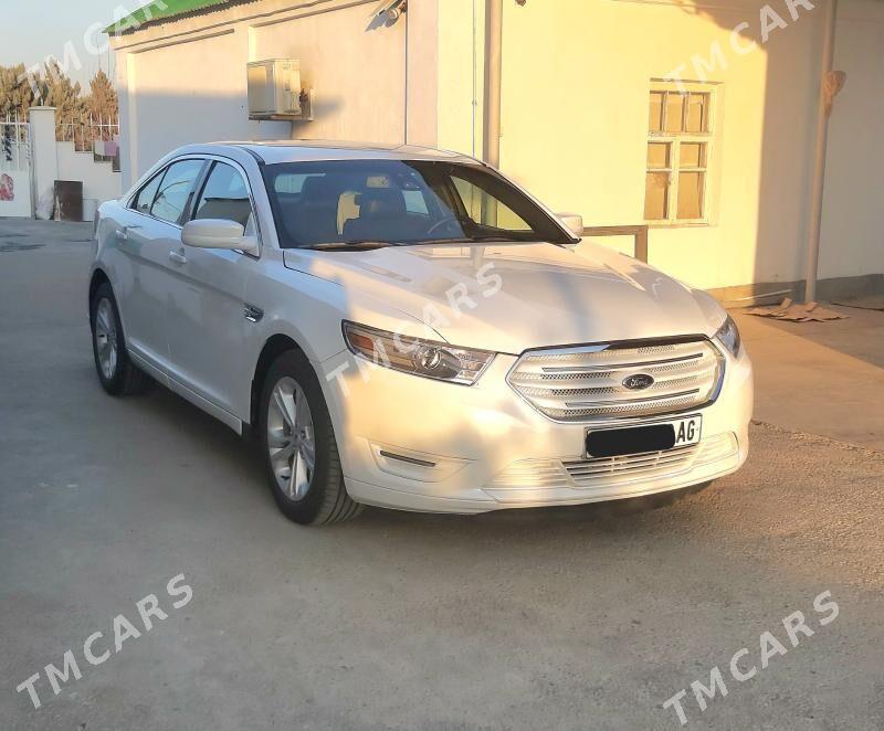 Ford Taurus 2018 - 280 000 TMT - Aşgabat - img 5