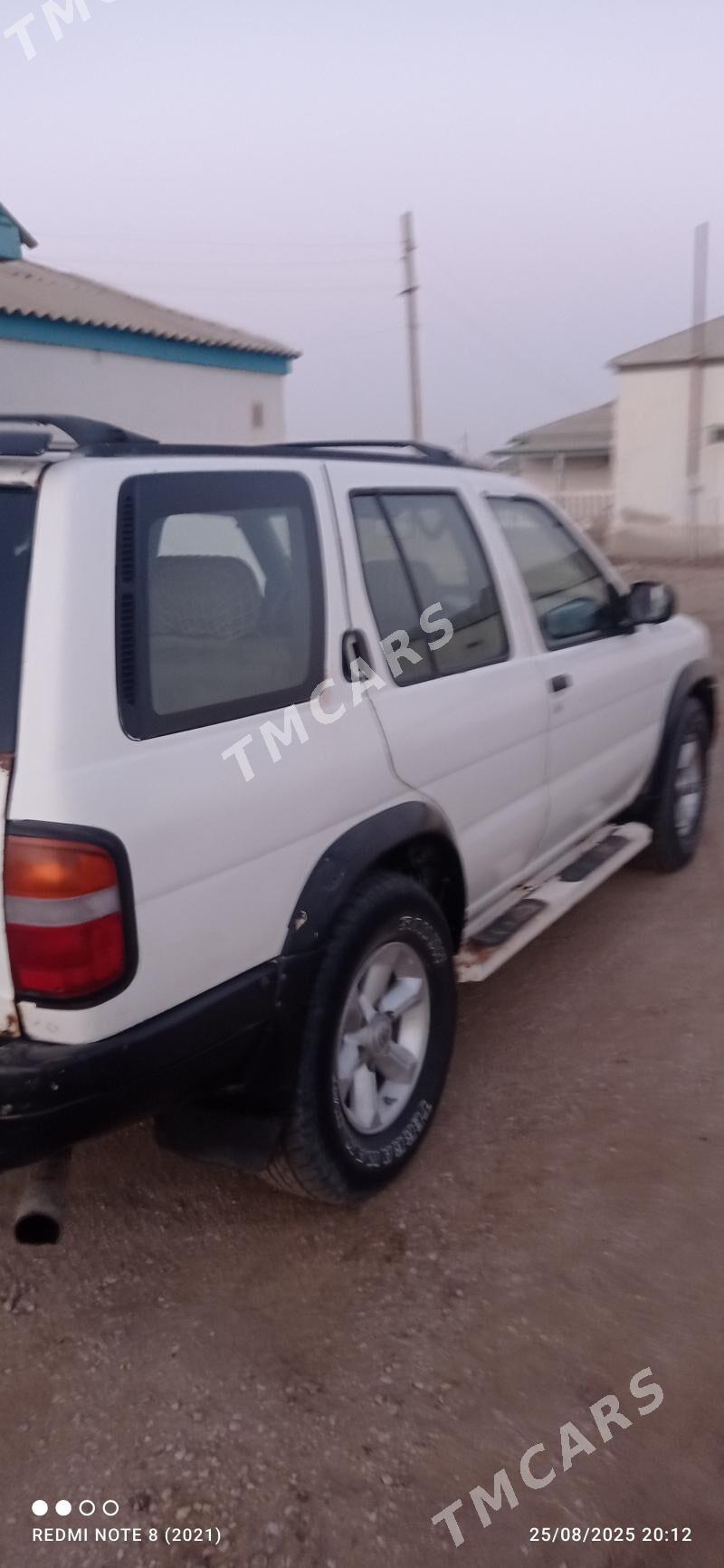 Nissan Pathfinder 1997 - 50 000 TMT - Эсенгулы - img 2