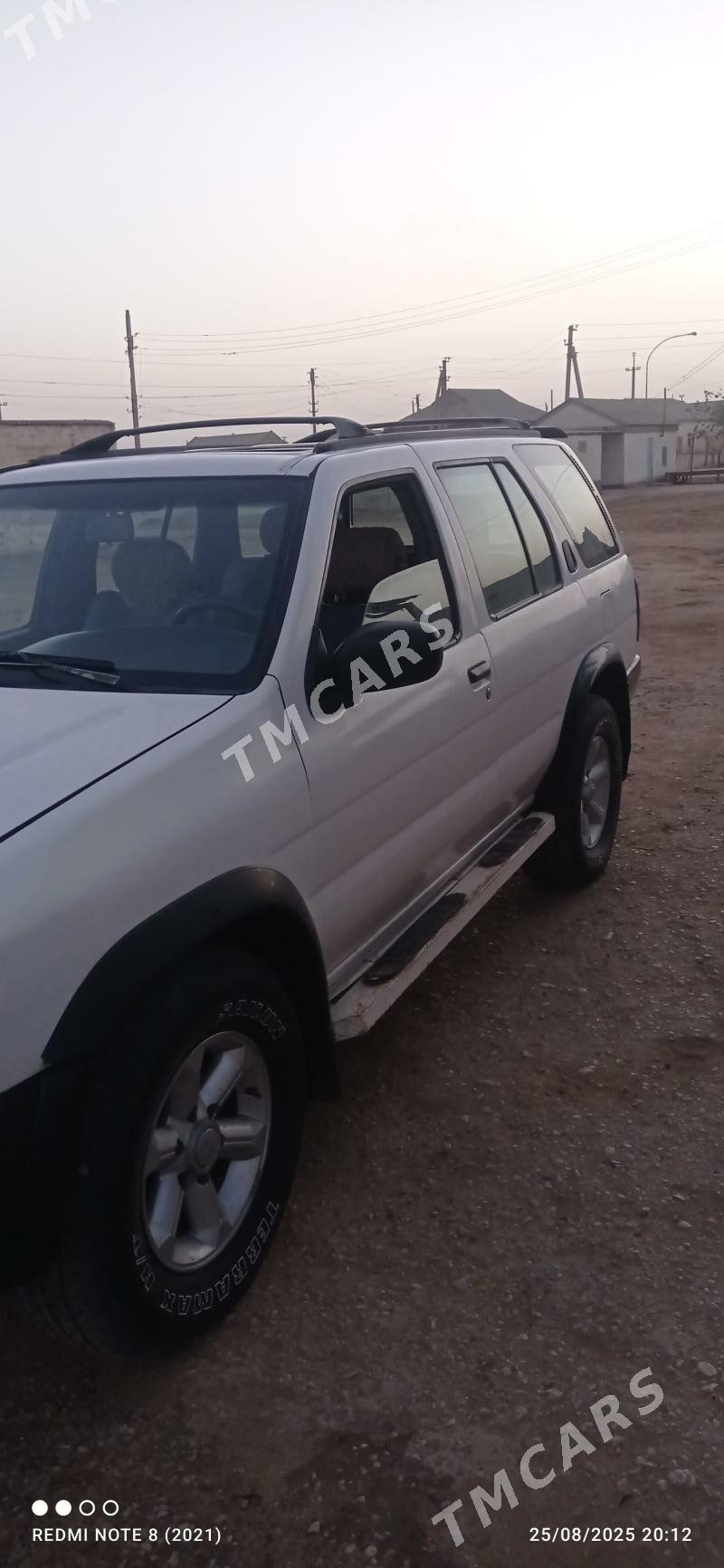 Nissan Pathfinder 1997 - 50 000 TMT - Эсенгулы - img 4