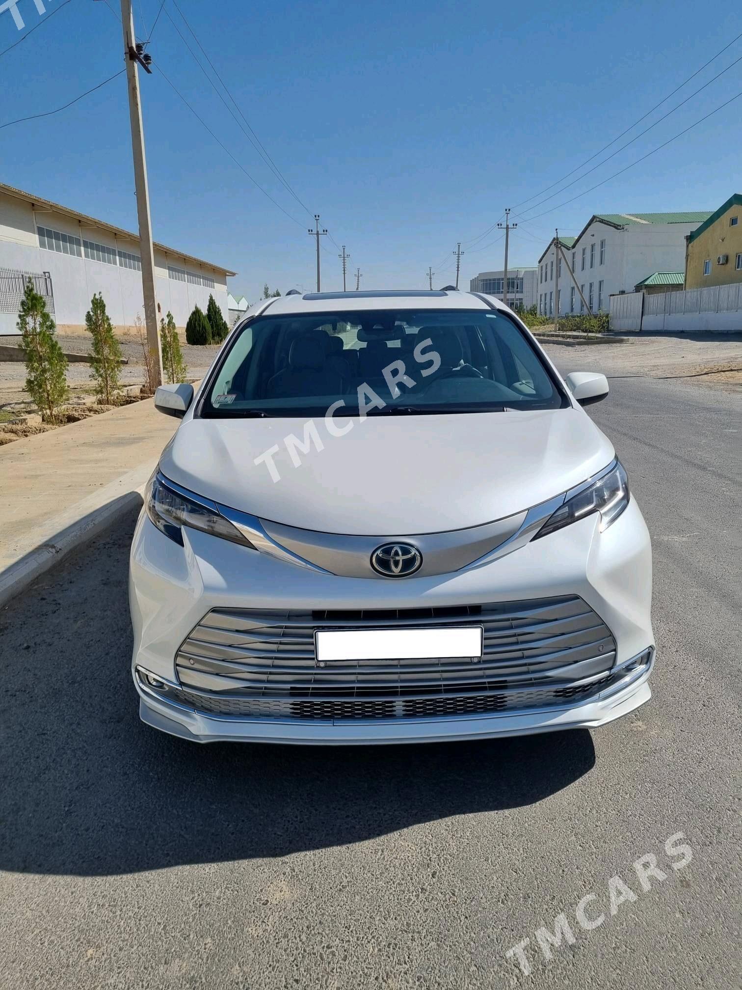 Toyota Sienna 2021 - 550 000 TMT - Aşgabat - img 5