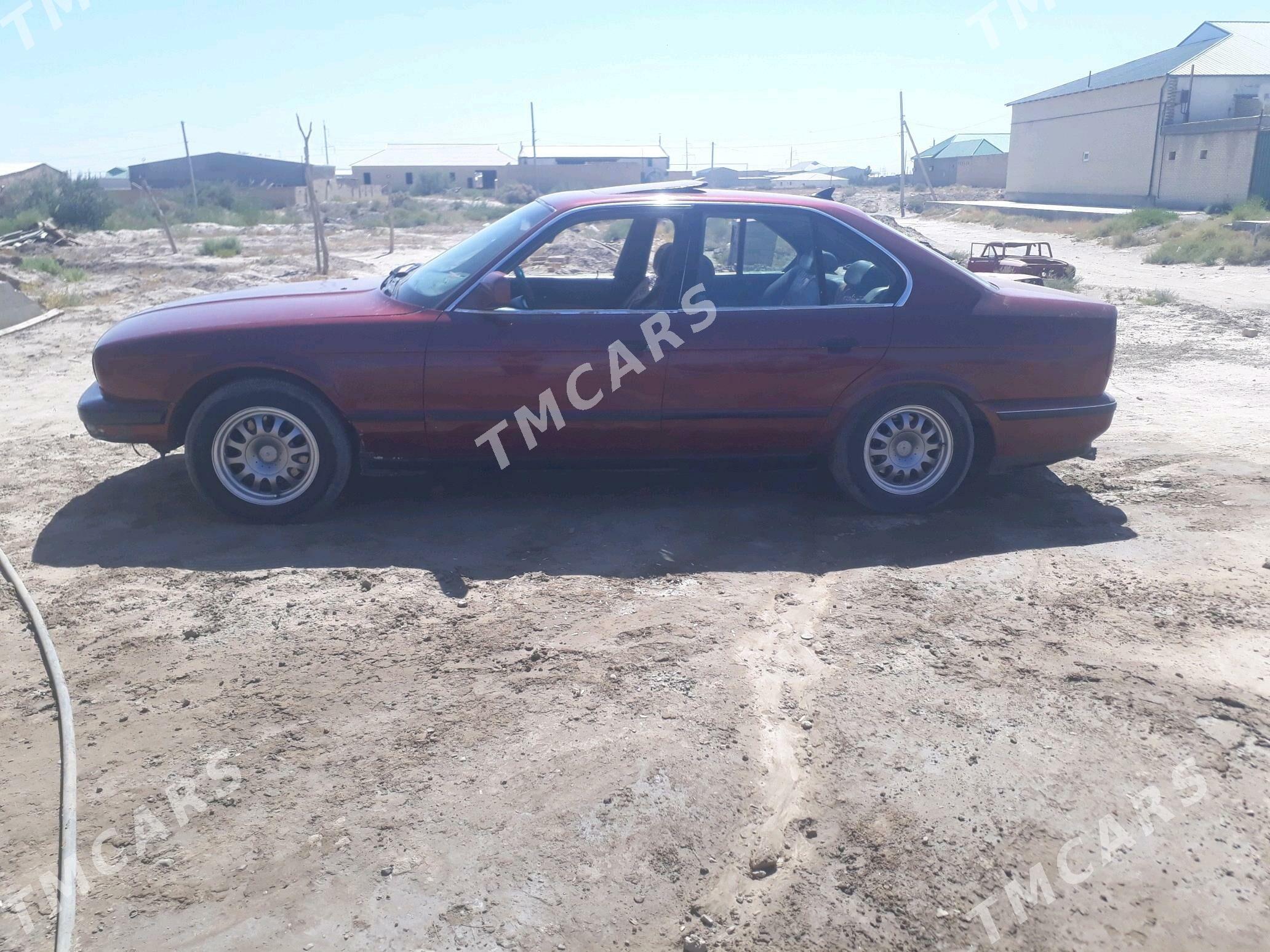 BMW 525 1992 - 32 000 TMT - Farap - img 3
