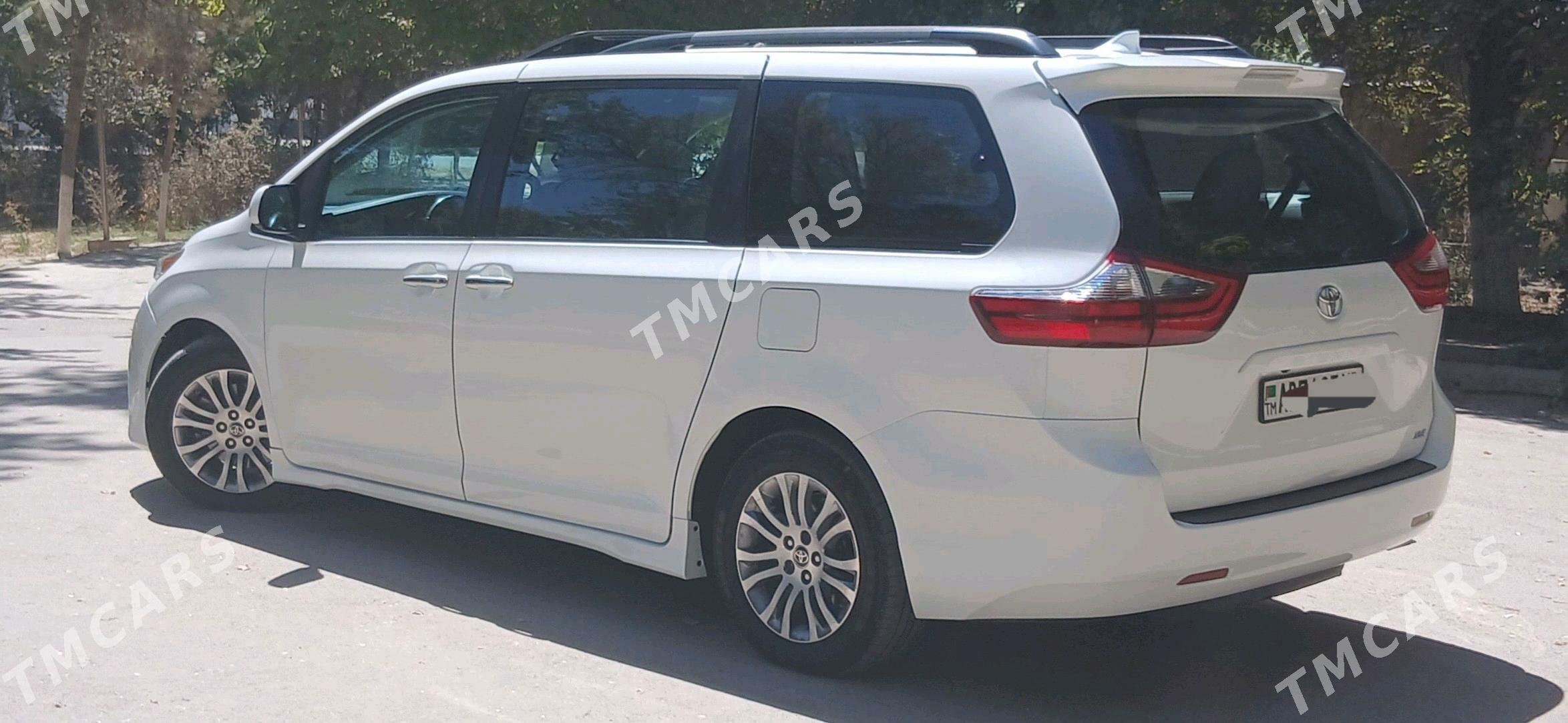 Toyota Sienna 2020 - 475 000 TMT - Мары - img 3