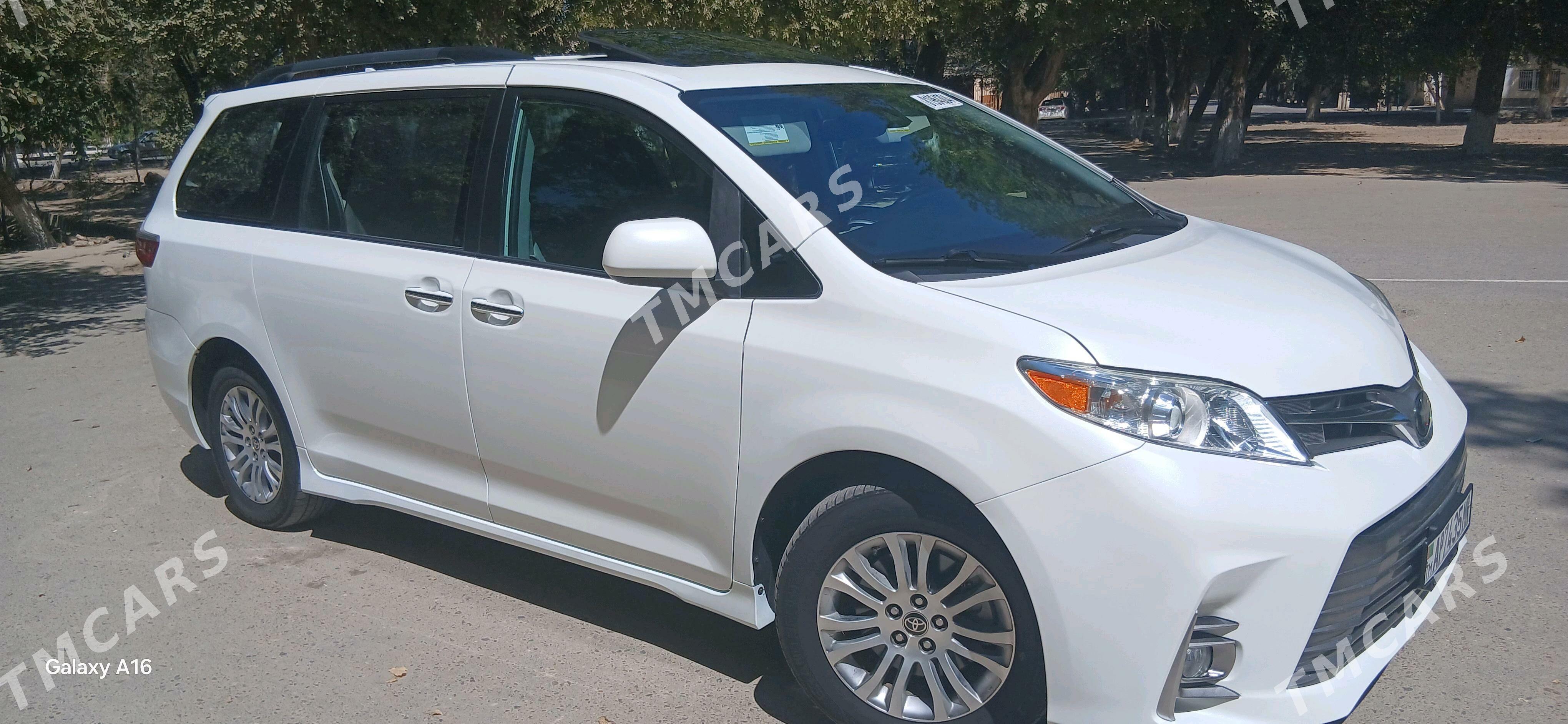 Toyota Sienna 2020 - 475 000 TMT - Мары - img 5