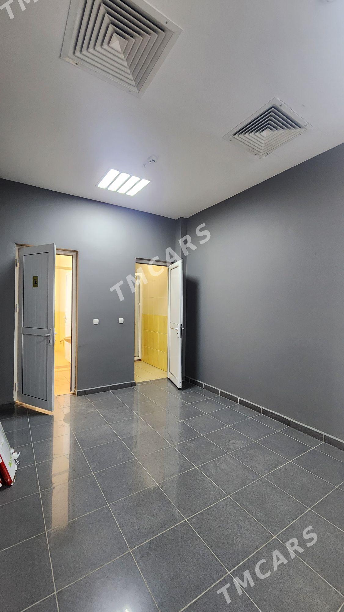 ARENDA OFIS 250 M² PADWOYSKI - Ашхабад - img 2