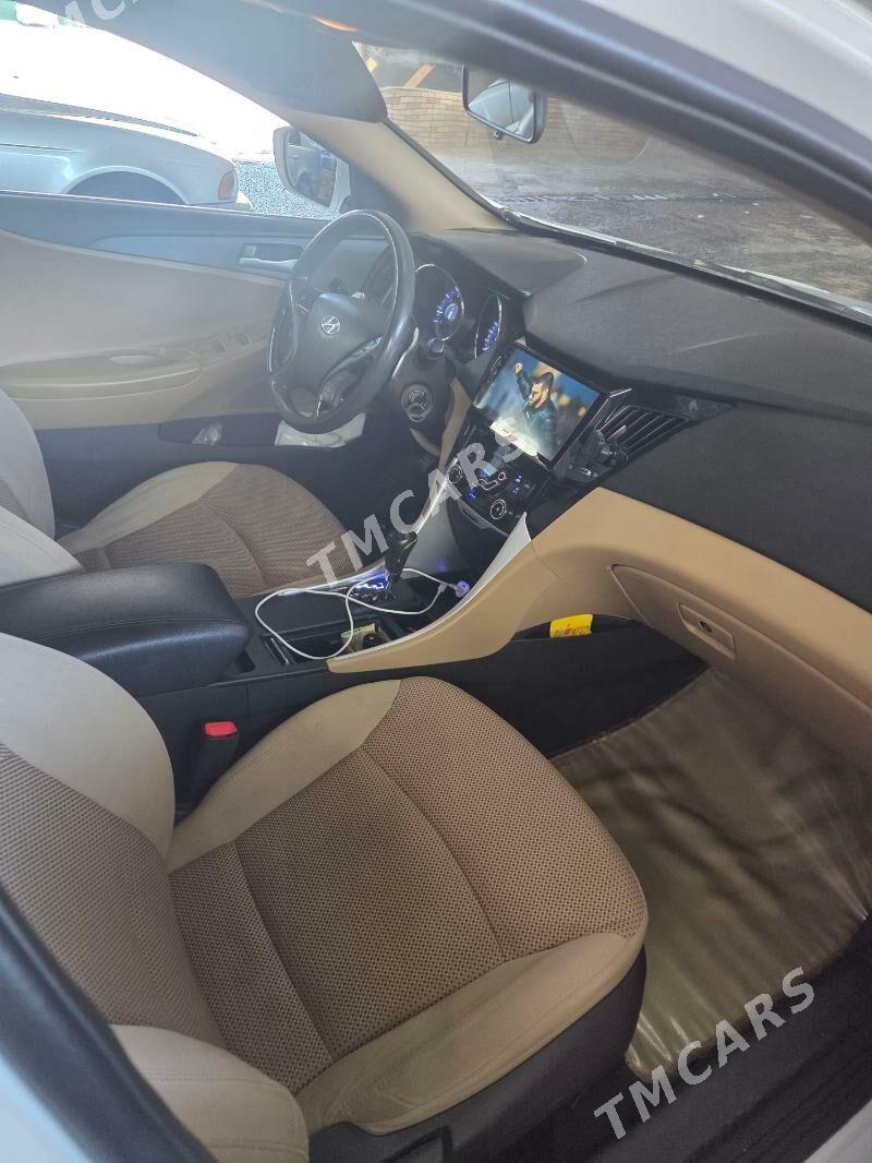Hyundai Sonata 2010 - 180 000 TMT - 10 мкр - img 4