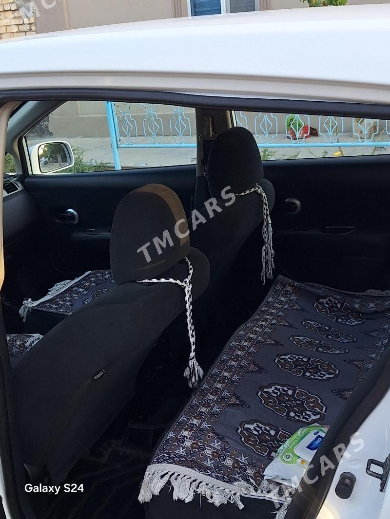 Nissan Versa 2010 - 132 000 TMT - Aşgabat - img 6