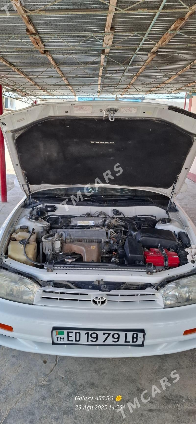 Toyota Camry 1994 - 90 000 TMT - Магданлы - img 9