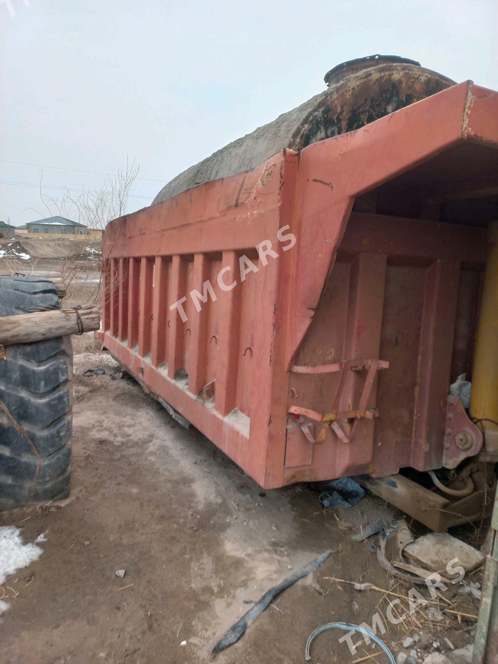 Howo Sinotruk 2012 - 20 000 TMT - Дашогуз - img 4