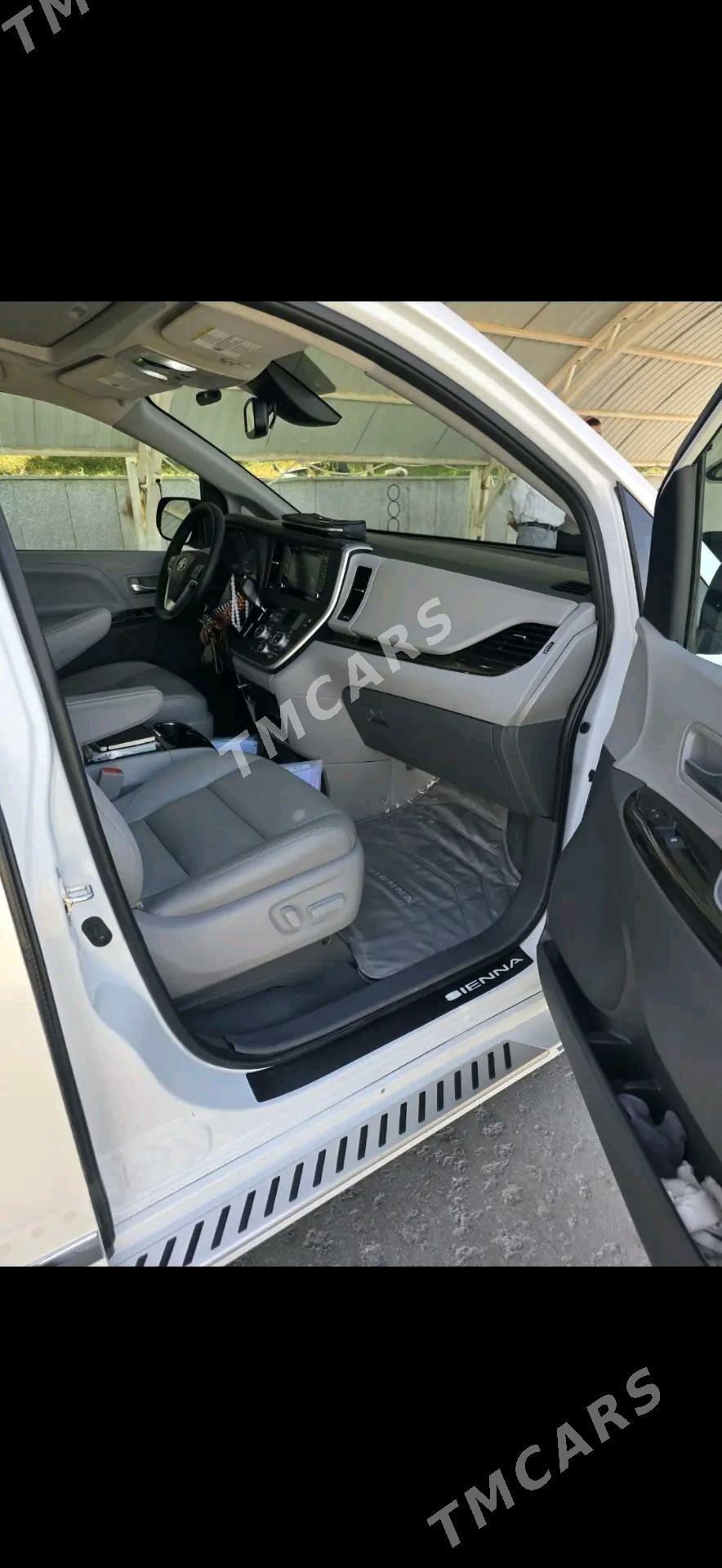 Toyota Sienna 2019 - 520 000 TMT - Aşgabat - img 6