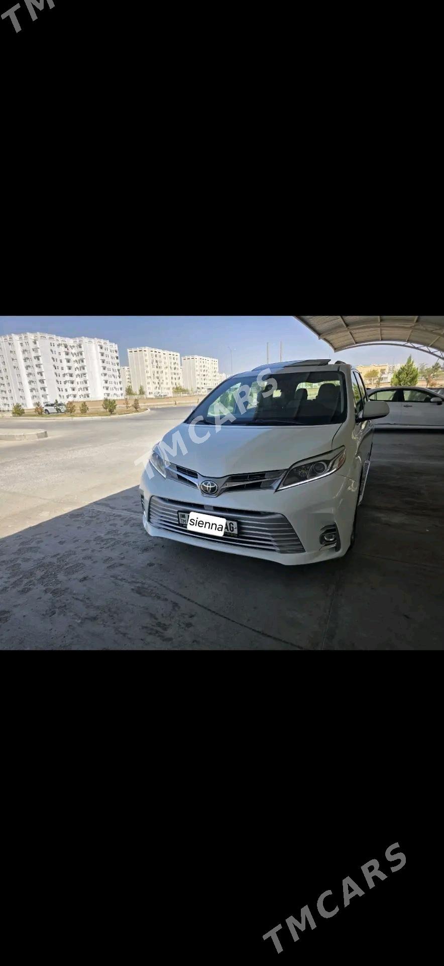 Toyota Sienna 2019 - 520 000 TMT - Aşgabat - img 4