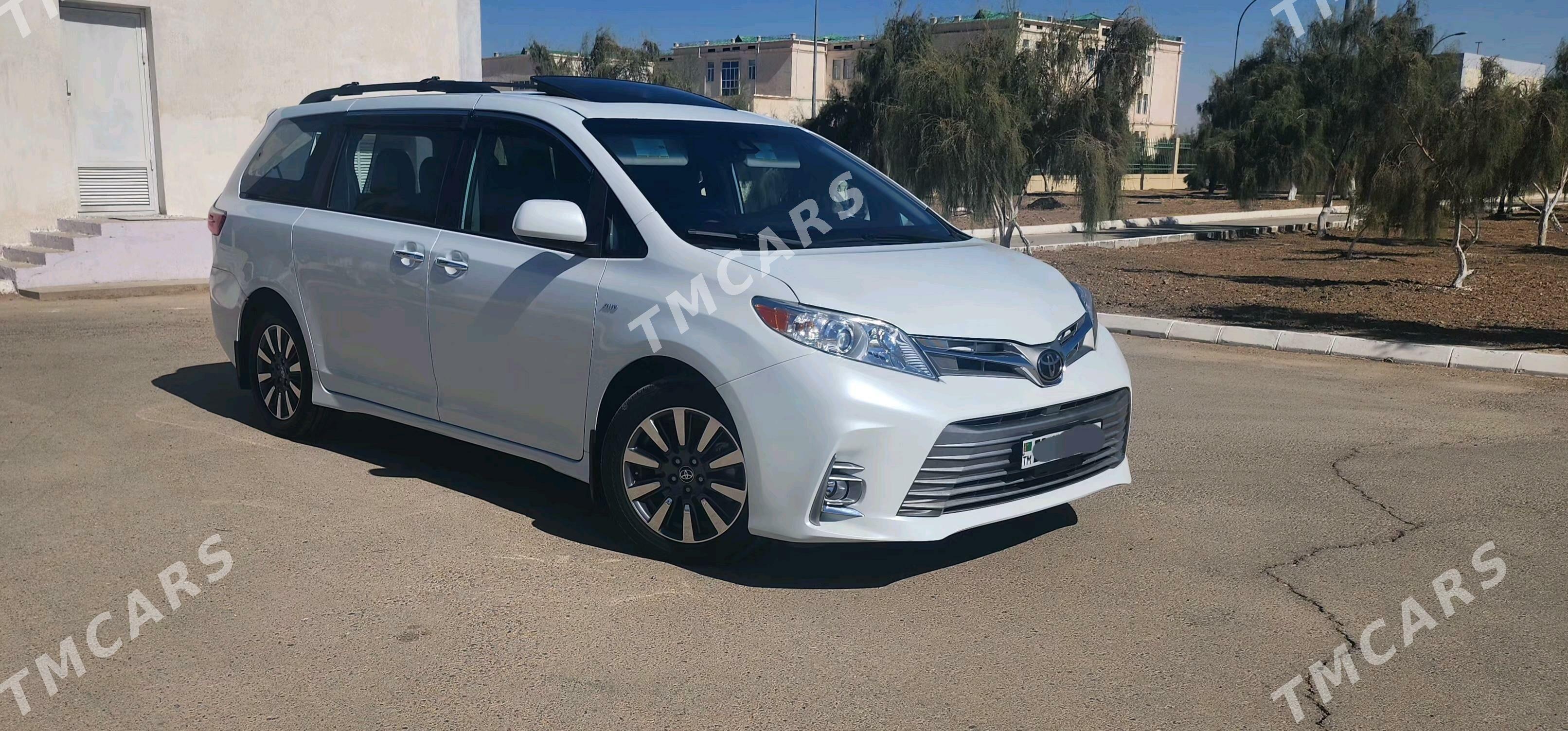 Toyota Sienna 2020 - 485 000 TMT - Мары - img 2
