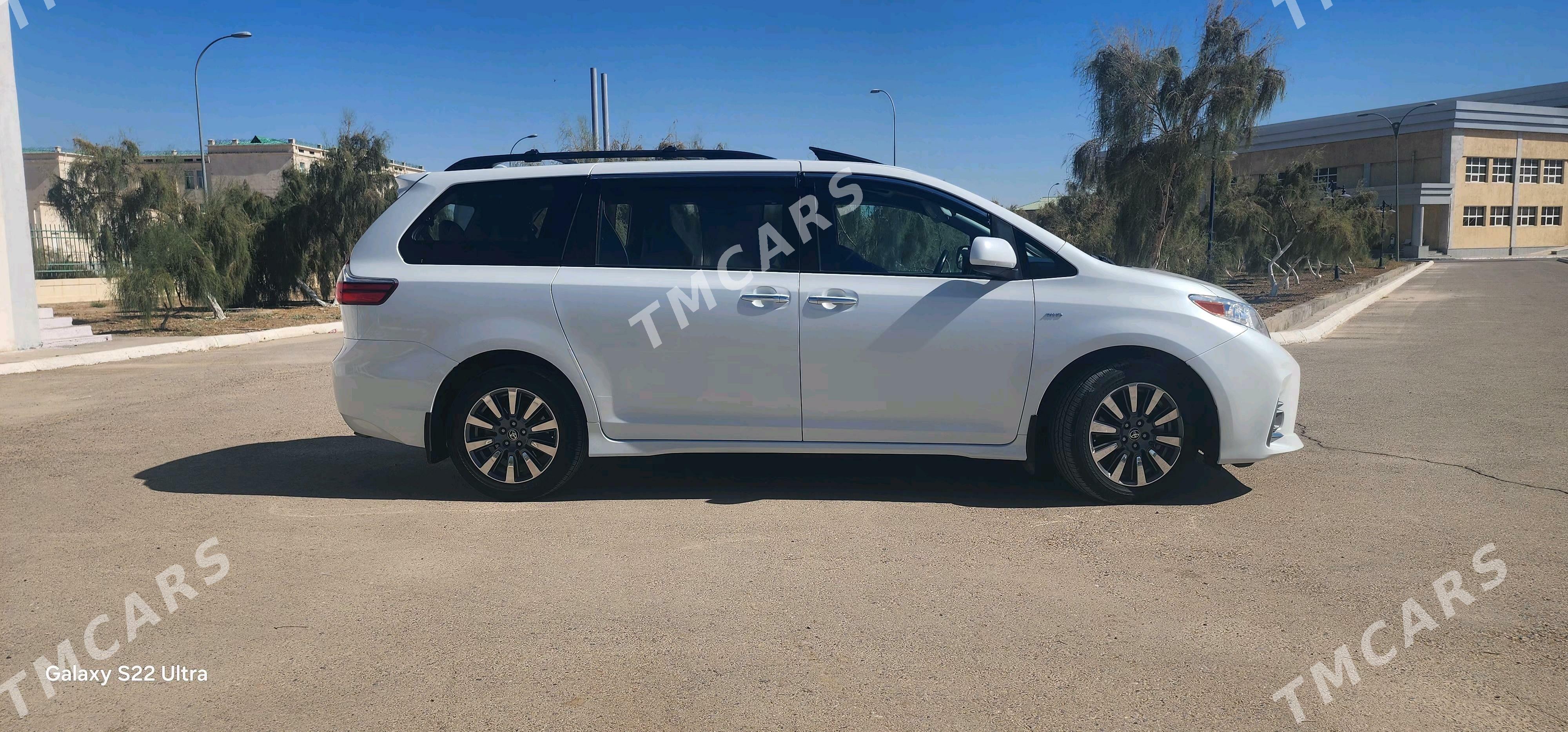Toyota Sienna 2020 - 485 000 TMT - Мары - img 5