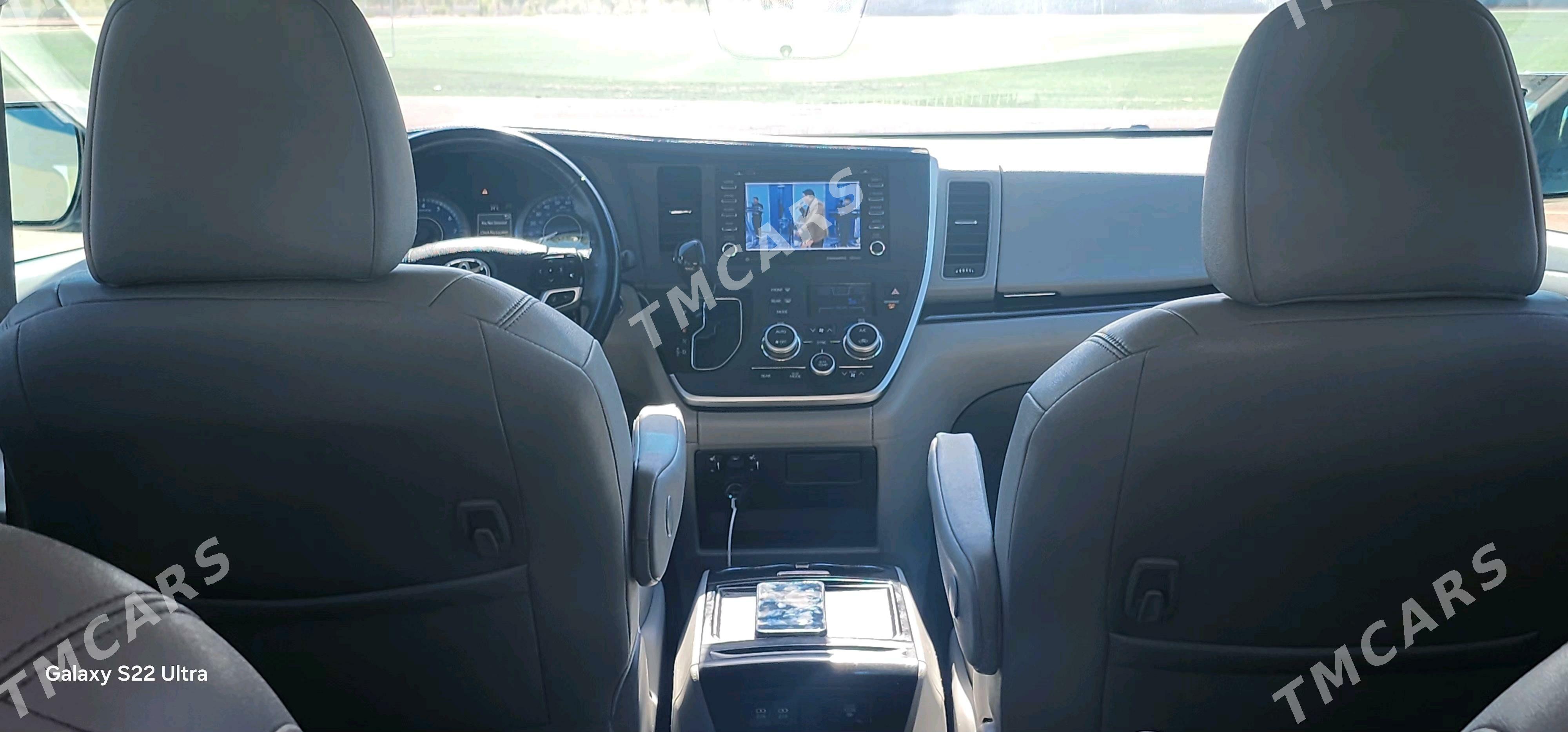 Toyota Sienna 2020 - 485 000 TMT - Мары - img 7