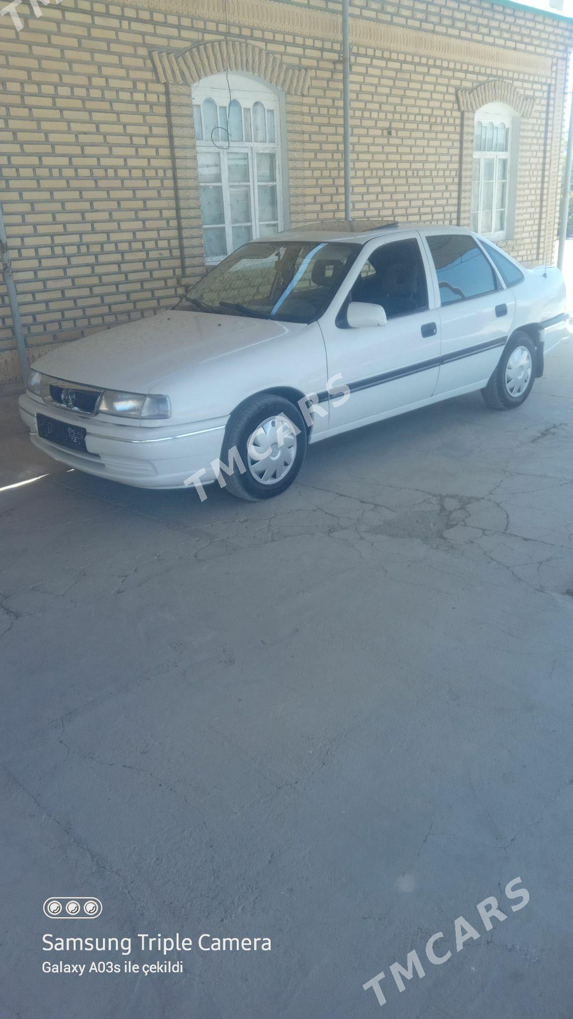 Opel Vectra 1992 - 37 000 TMT - Bäherden - img 5