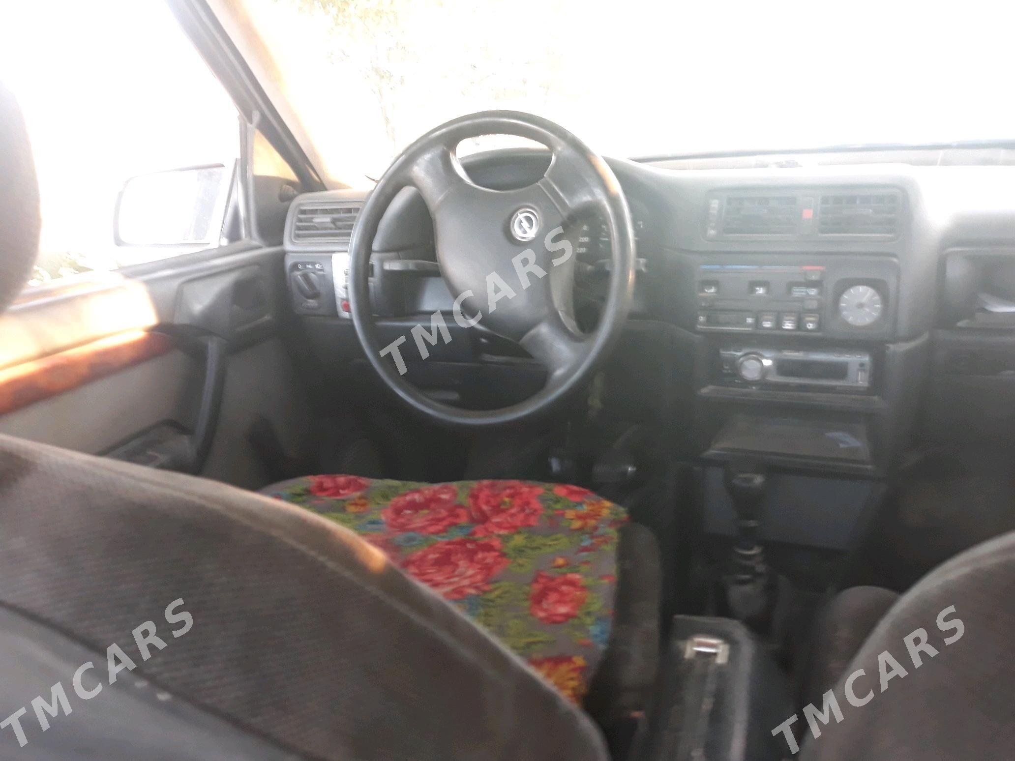Opel Vectra 1989 - 26 000 TMT - Boldumsaz - img 6