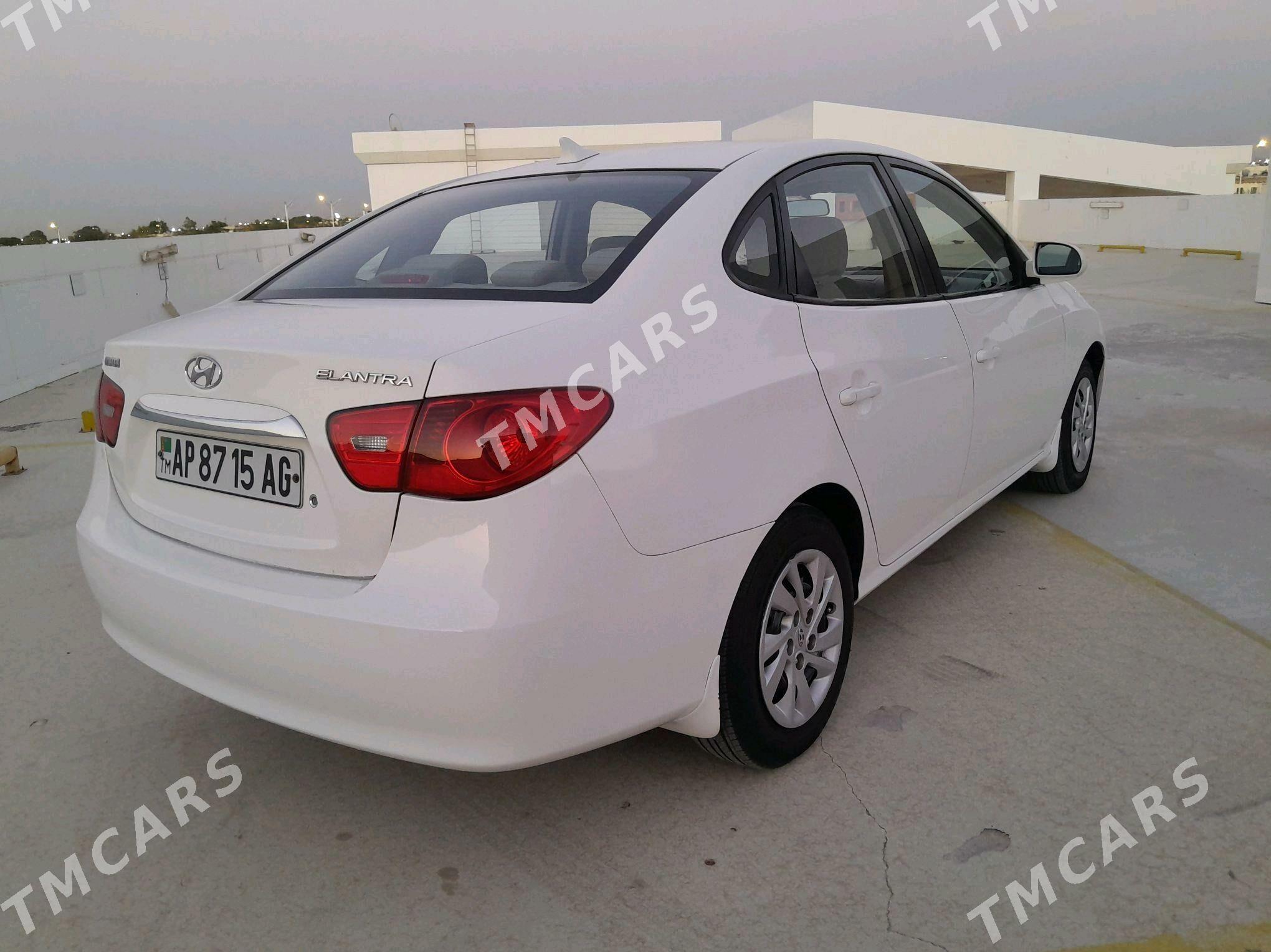 Hyundai Elantra 2009 - 137 000 TMT - 10 мкр - img 7